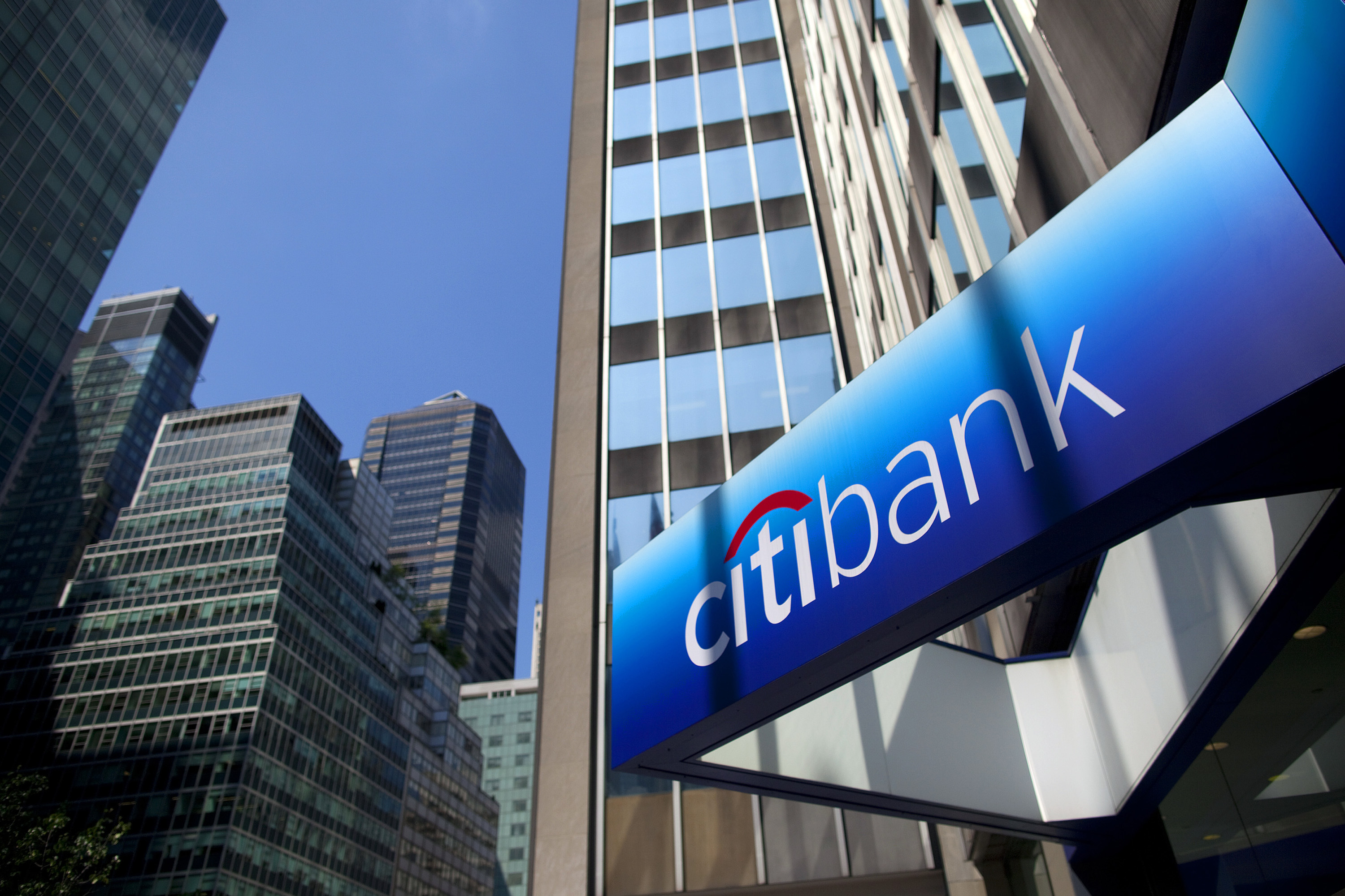 JPMorgan Plans Bond Offering As Spreads Expand To Most In 2011
