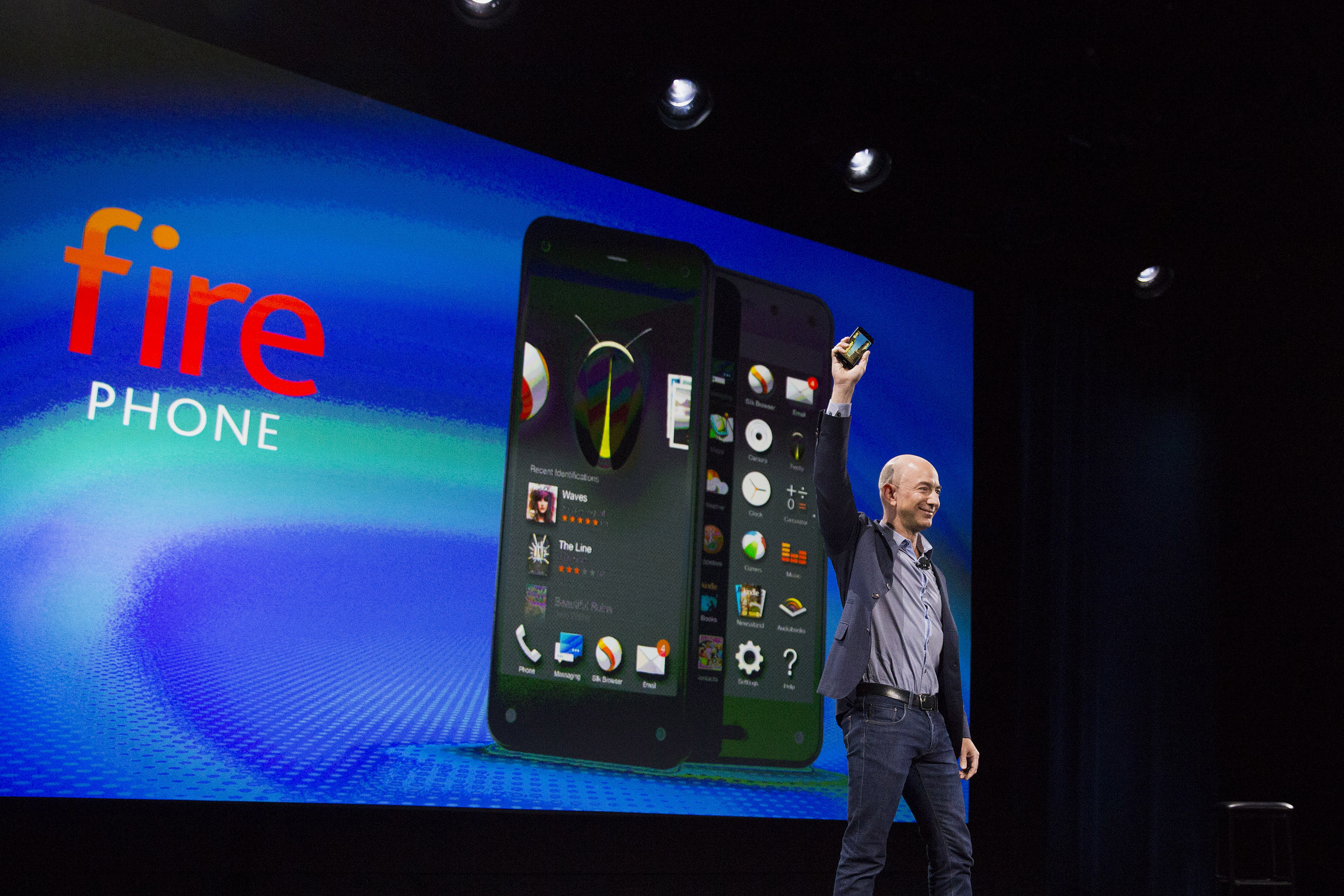 Amazon's Handset to Help Bezos Make Direct Appeal to Users