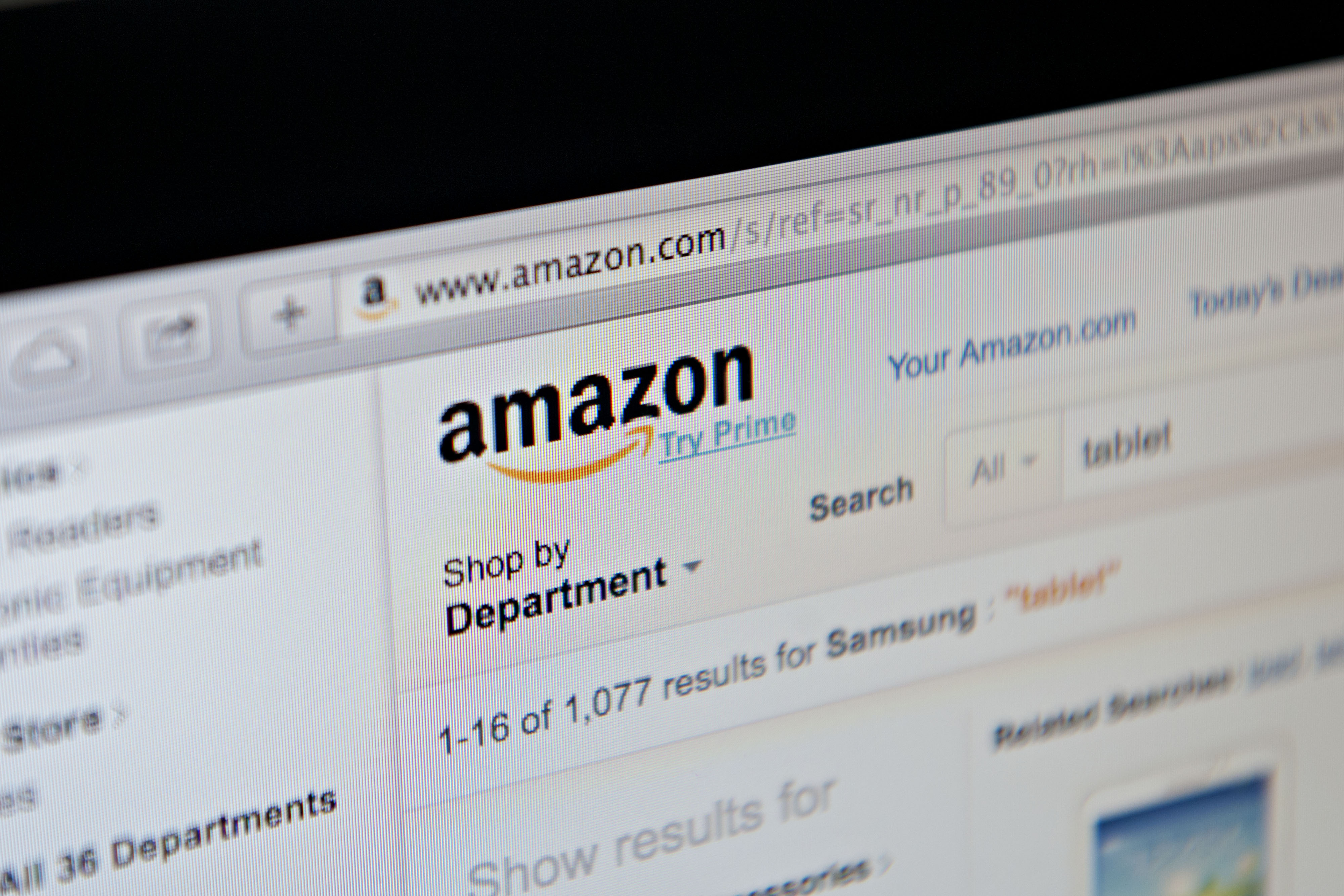 Amazon.com Illustrations Ahead Of Earnings Figures