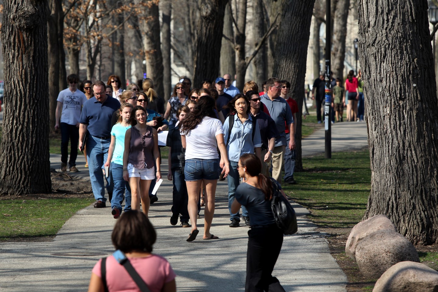 How to talk money before they go off to college
