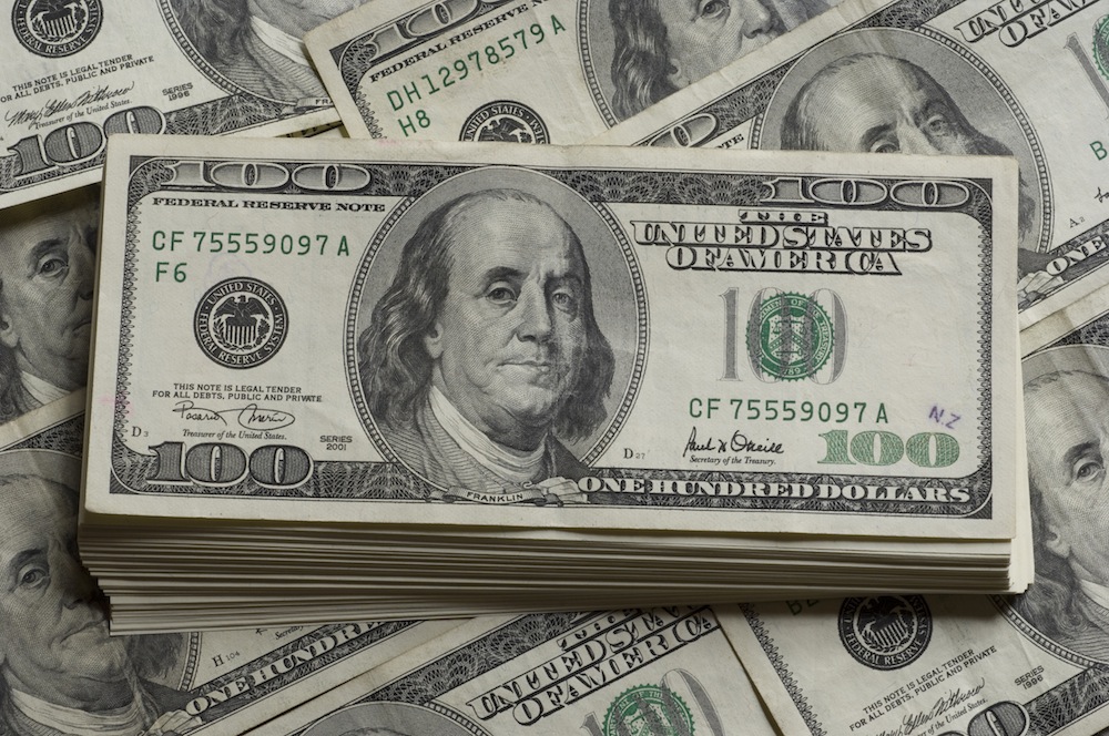 $100 bills
