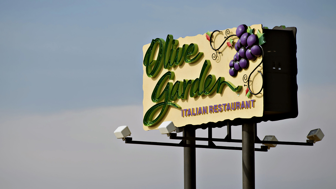 This Lower Calorie Option Is Now Olive Garden’s Most Popular Dish