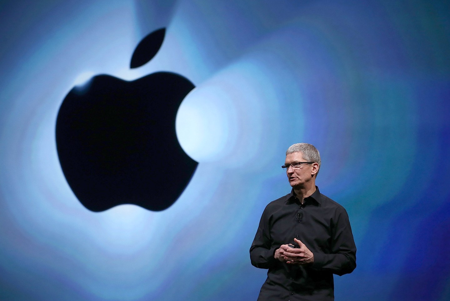 Business, media and activist bigwigs respond to Tim Cook’s announcement that he’s gay