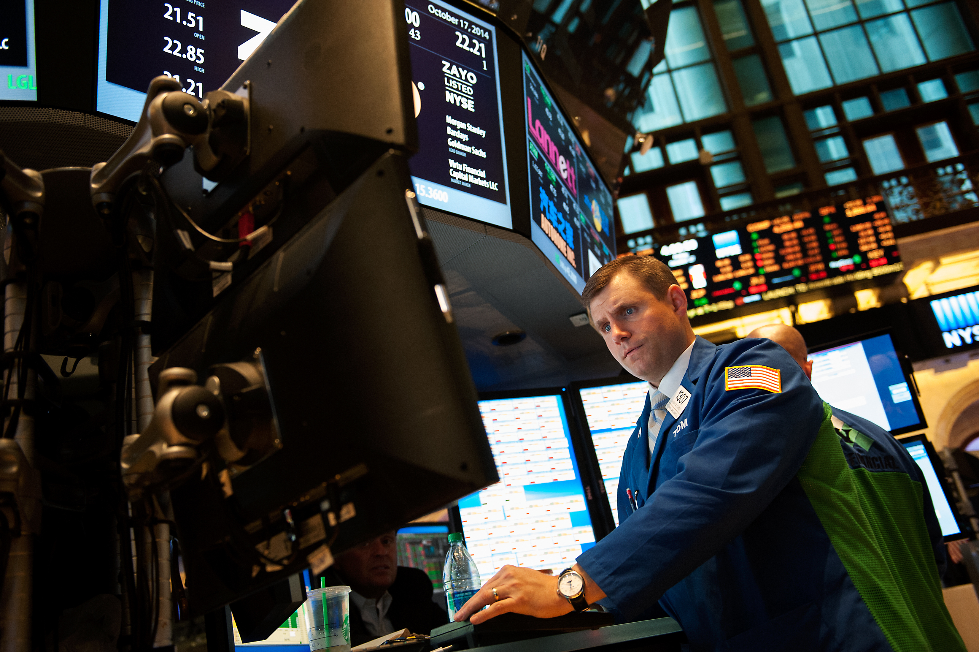 US Stocks Rise Sharply