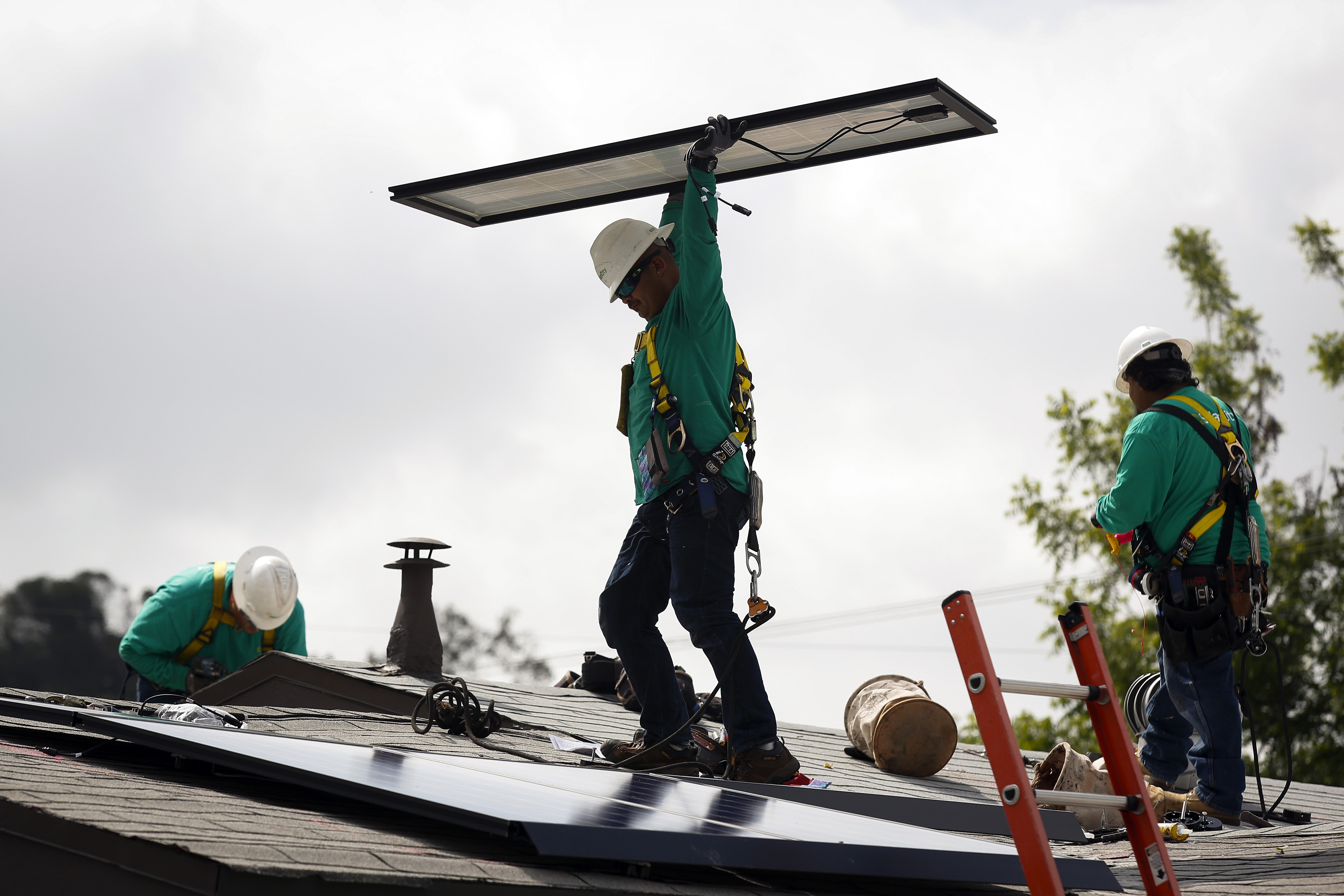 A SolarCity Installation As Earnings Figures Are Released