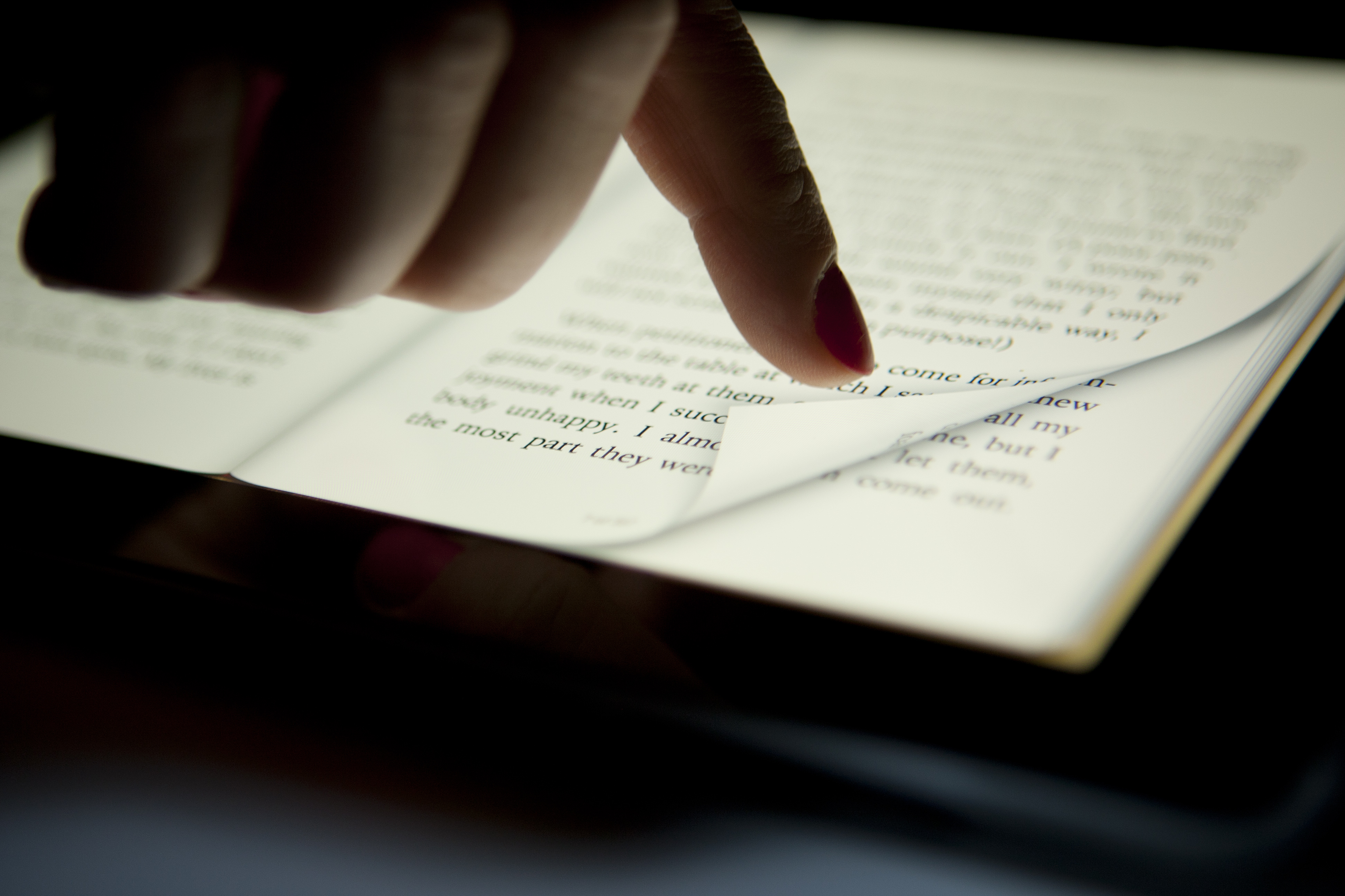 Apple, Publishers Sued Over Alleged E-Book Price Conspiracy