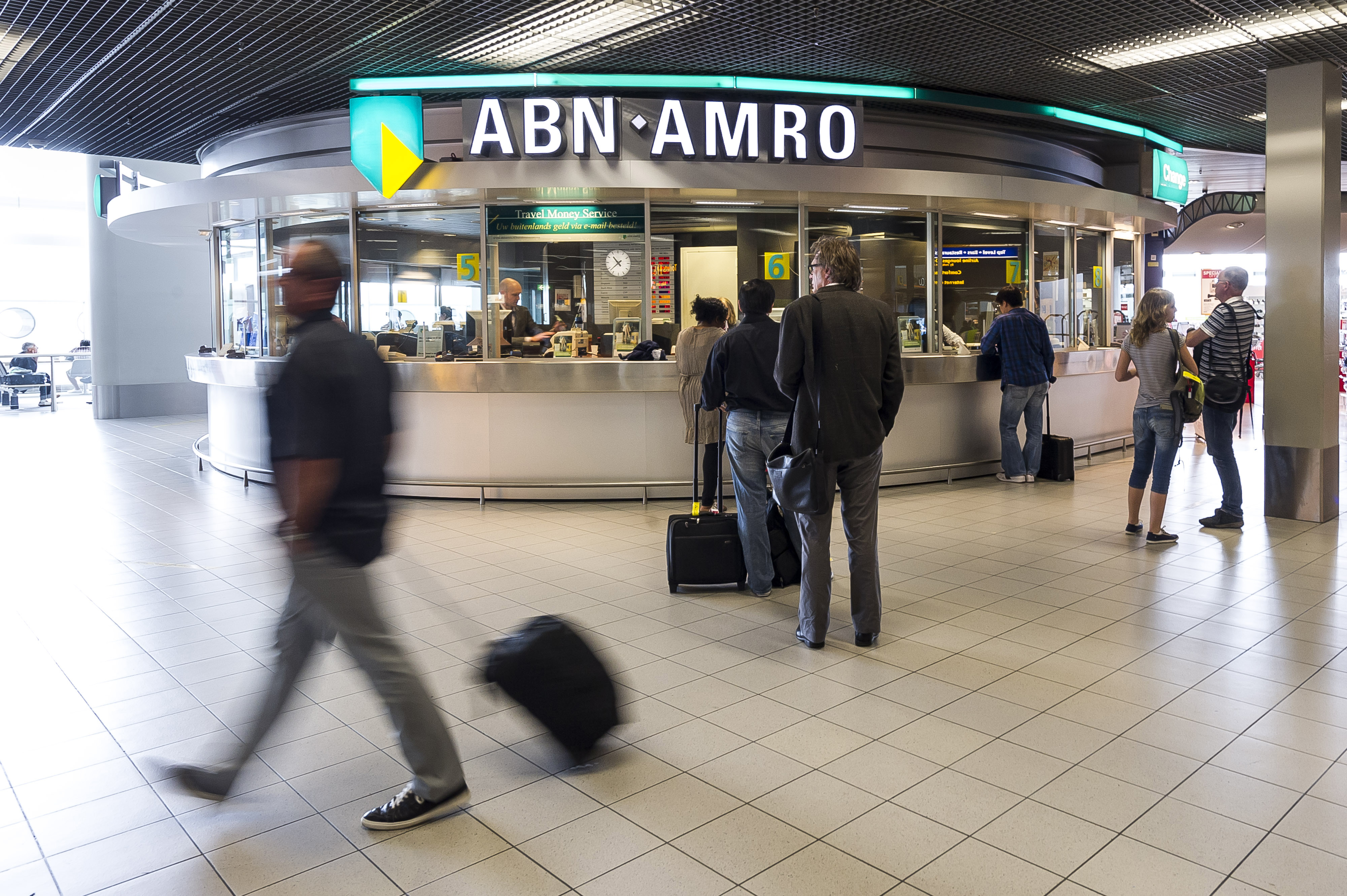 Operations At Amsterdam's Schiphol Airport