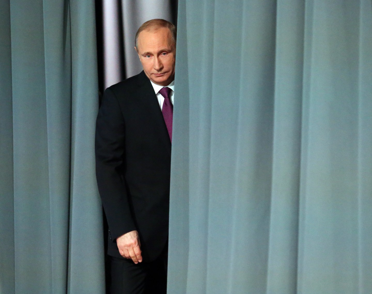 Clinton Campaign Suggests DNC Email Leak Is Vast Russian Conspiracy to Elect Trump