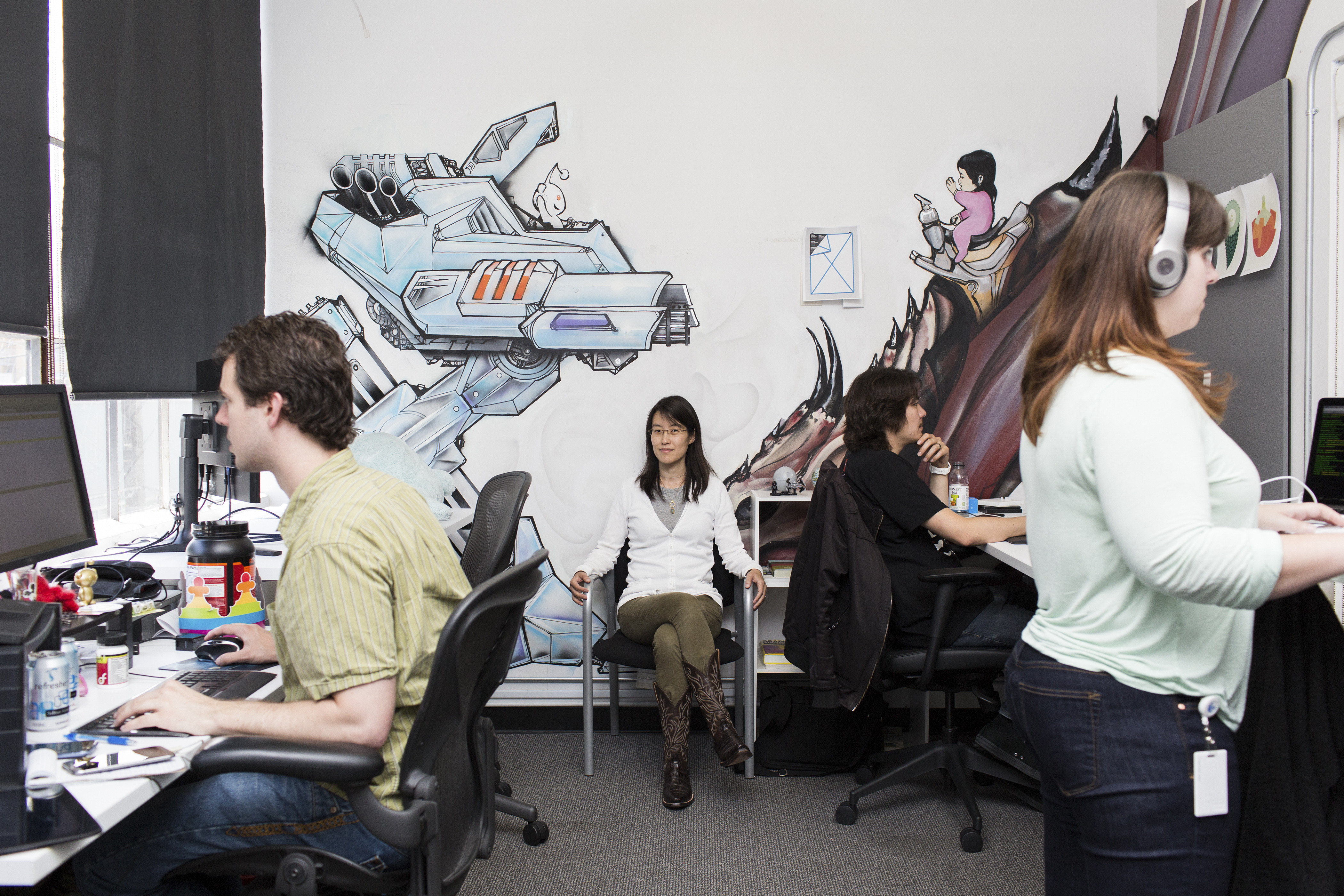 Ellen Pao, center, Reddit?s business and partnerships strategist, at the popular website's offices in San Francisco.