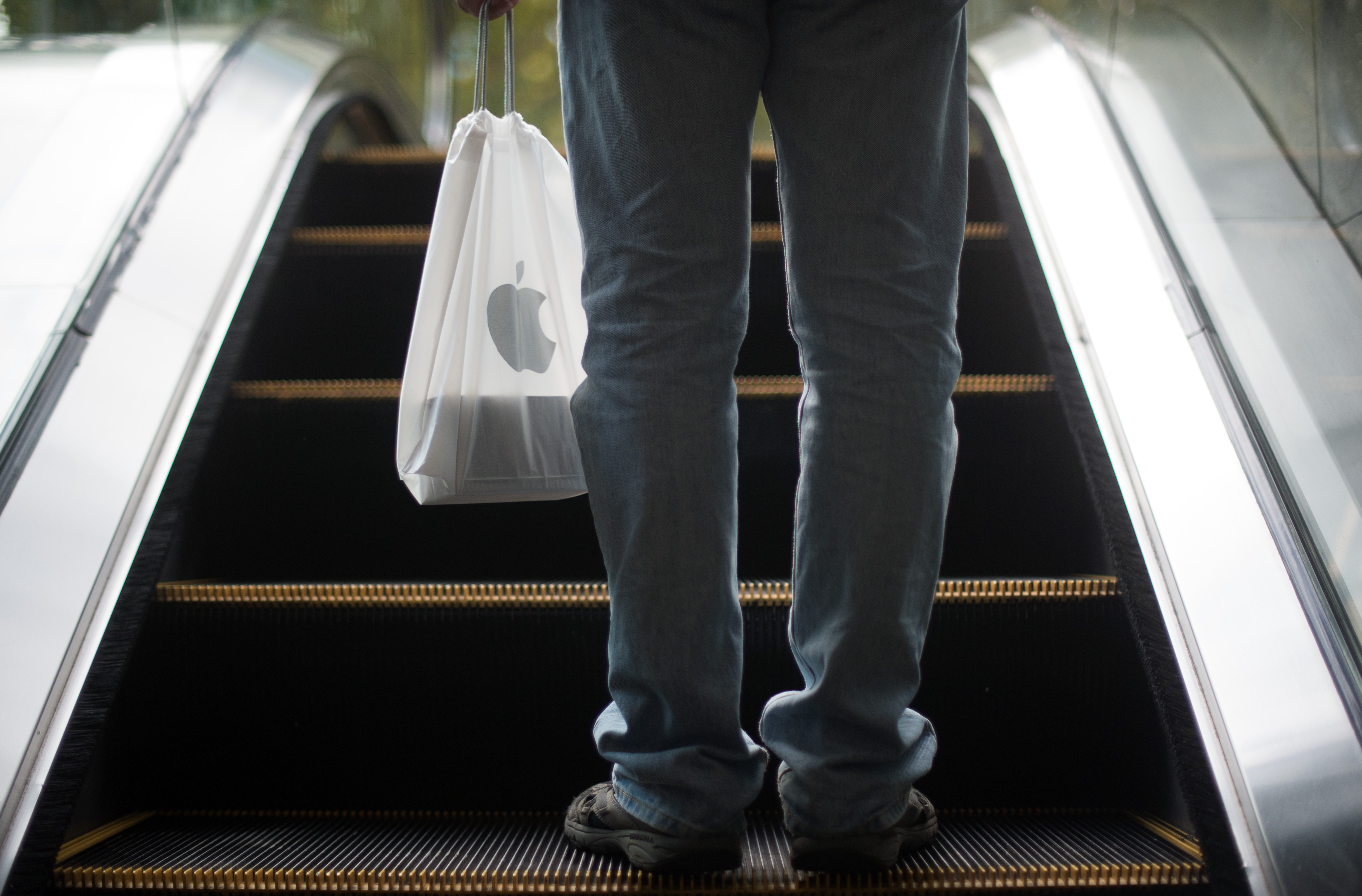 CHINA-US-TELECOMMUNICATION-RETAIL-APPLE