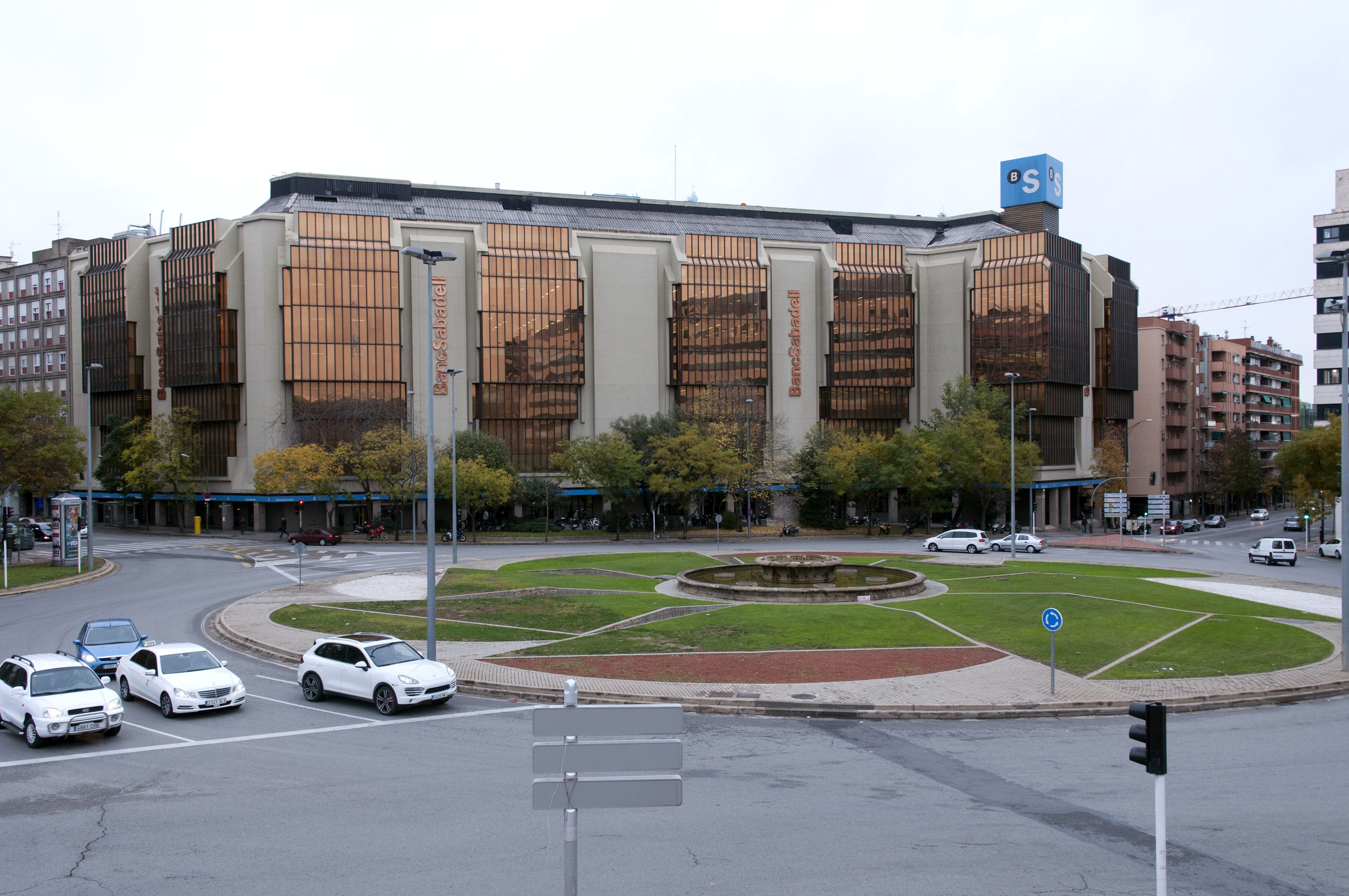 Catalan Banks As CaixaBank SA Buys Banco de Valencia SA
