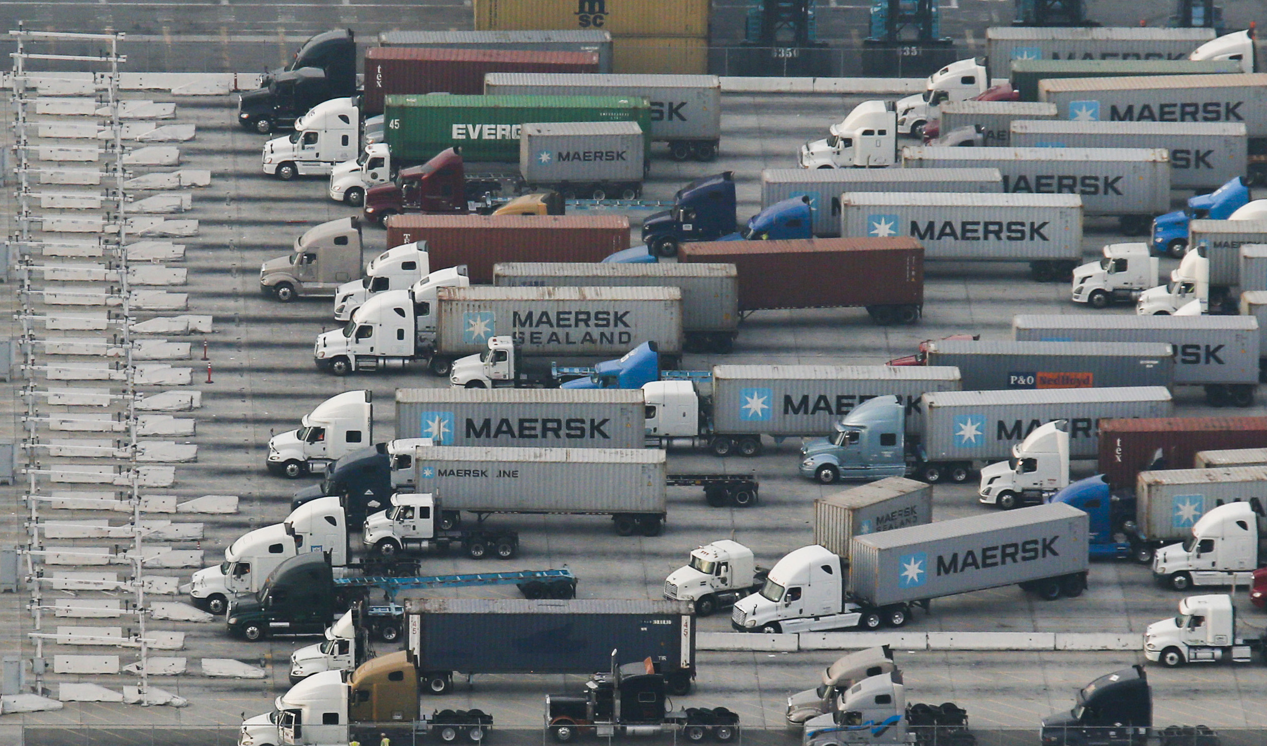 U.S. Oil Workers Threaten To Expand Strike To California Port