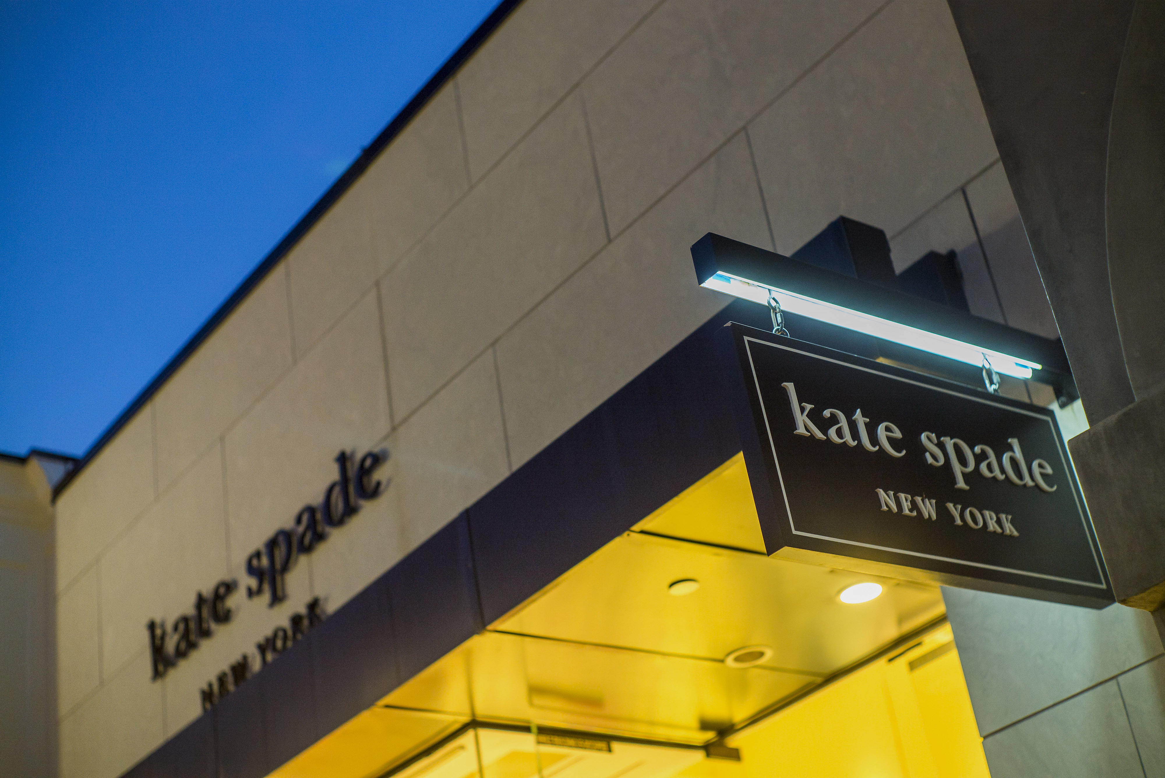 A Kate Spade & Co. Store Ahead Of Earnings Figures