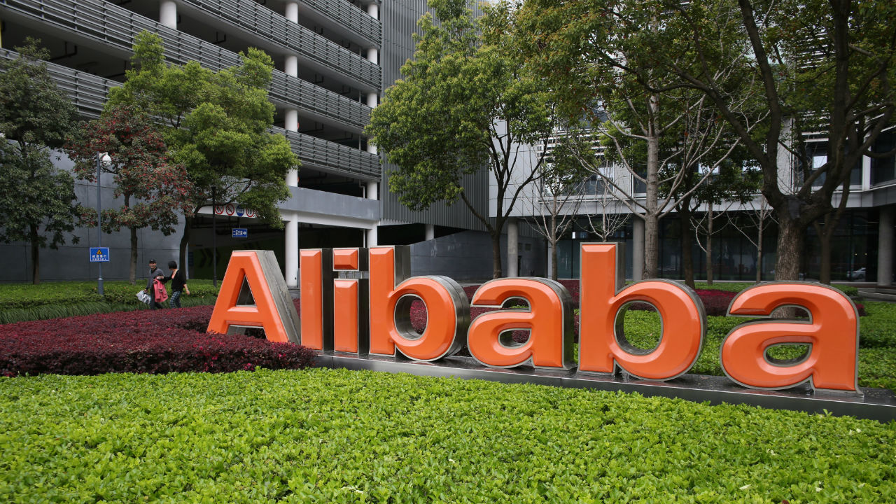 Alibaba’s shares slide below IPO price