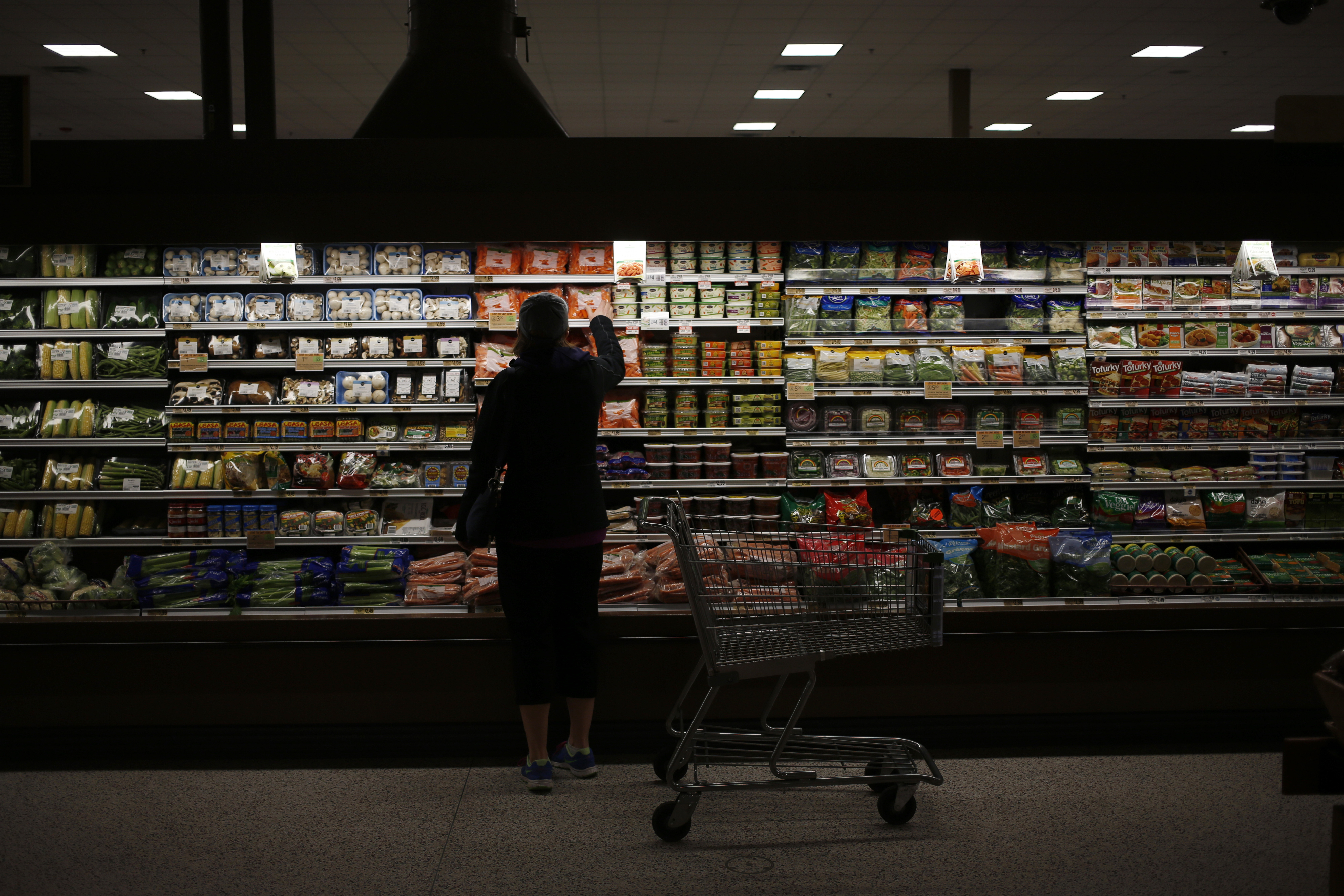 Inside a Publix Grocery Store As Company Sales Increase