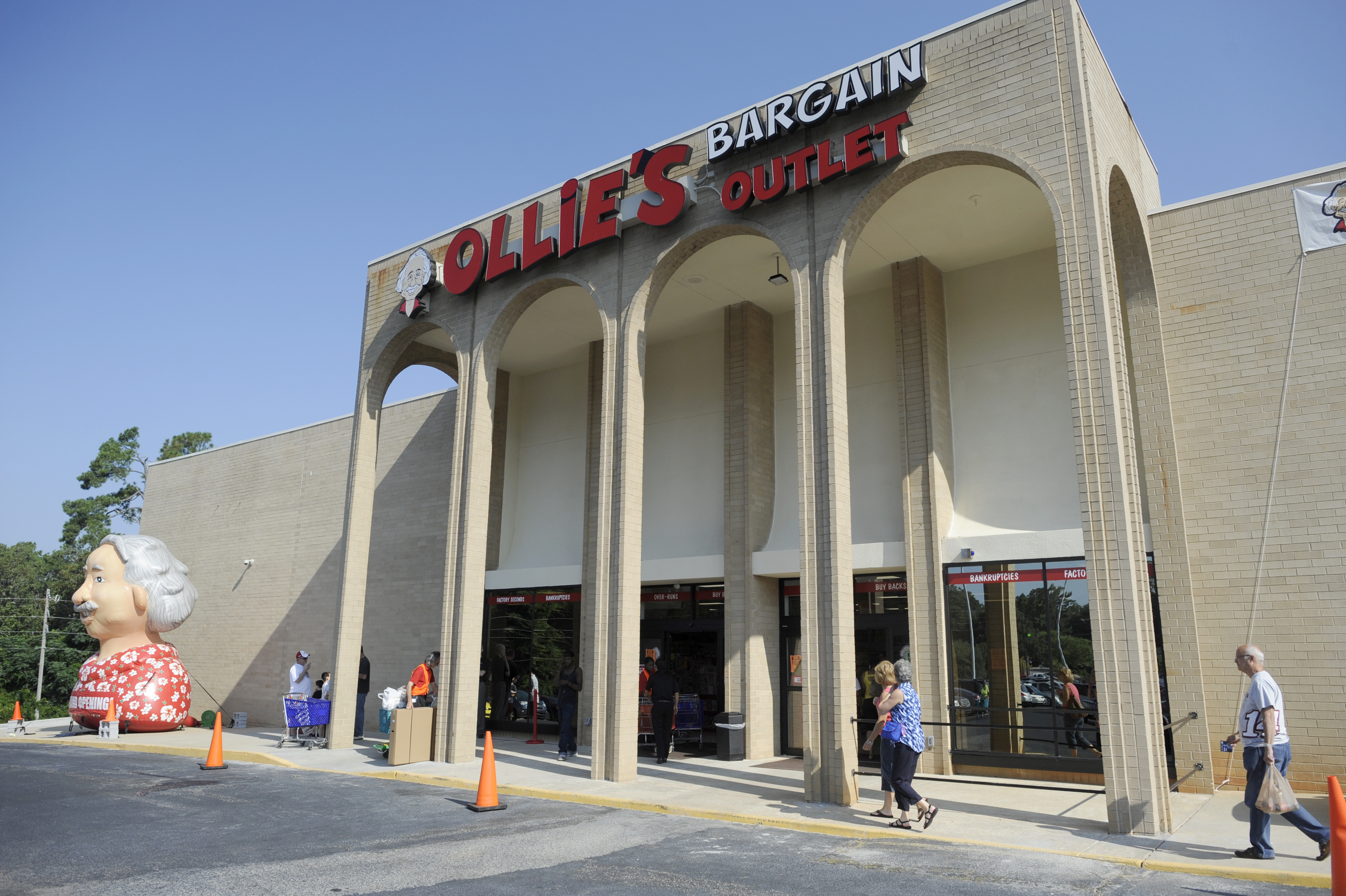 0807OlliesOutlet1MH