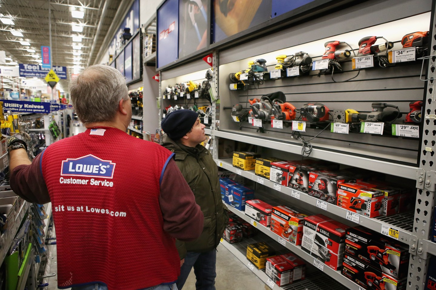 Home Improvement Big Box Store Lowe's Expected To Hire 45,000 Seasonal Workers