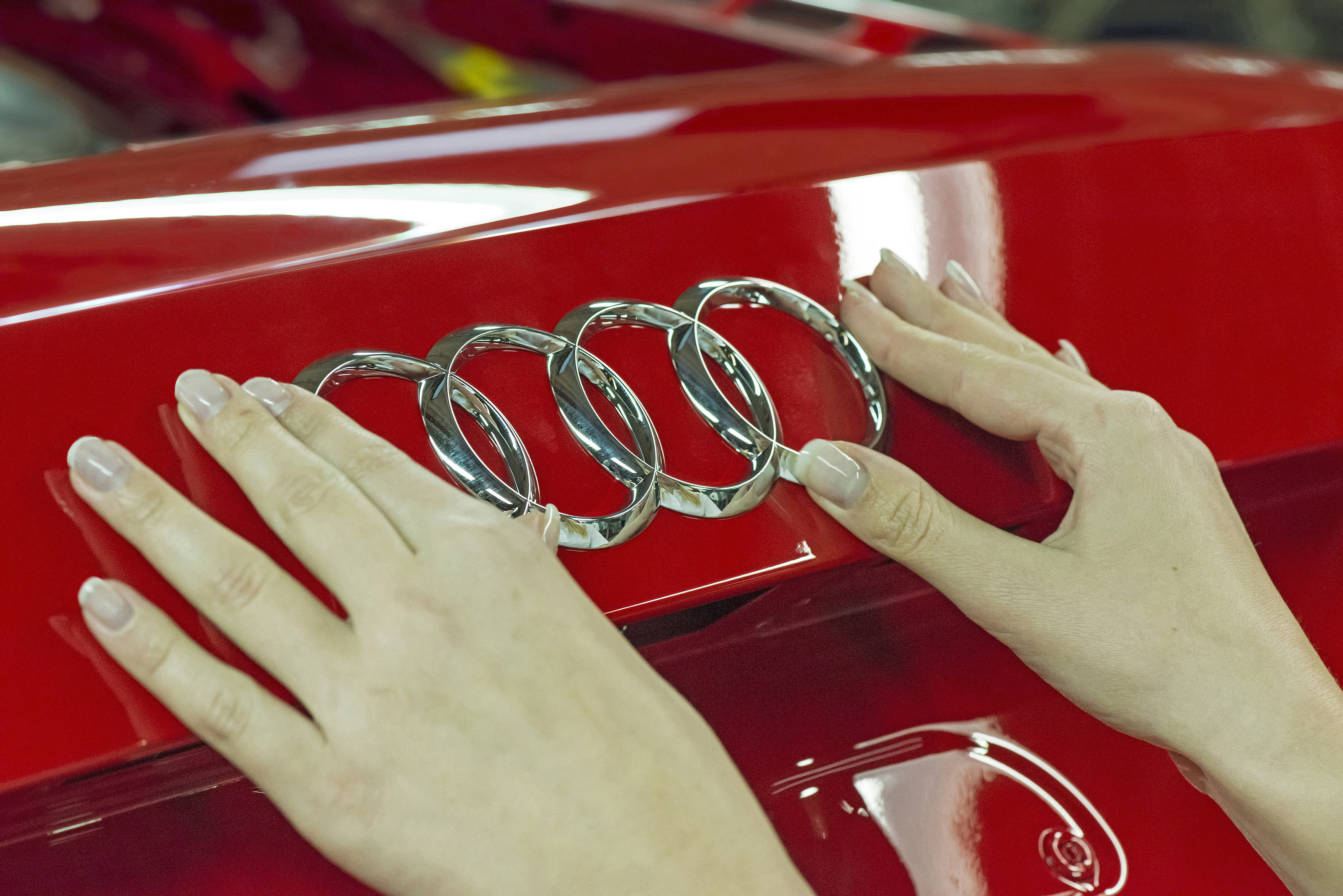 Powerful battery in Audi electric car with cell modules from LG