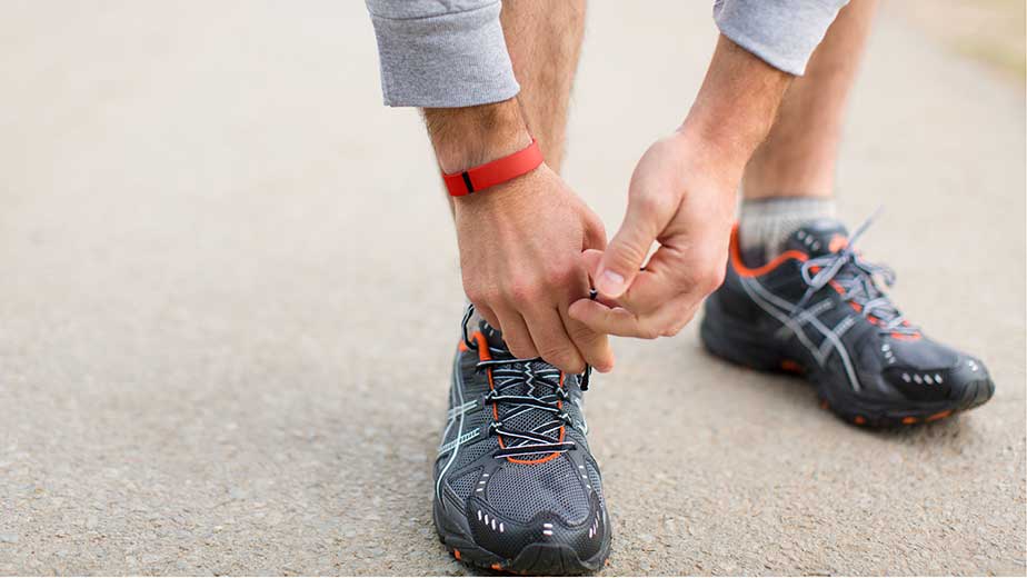 Fitbit CEO Focuses on the Bigger Picture For 2016
