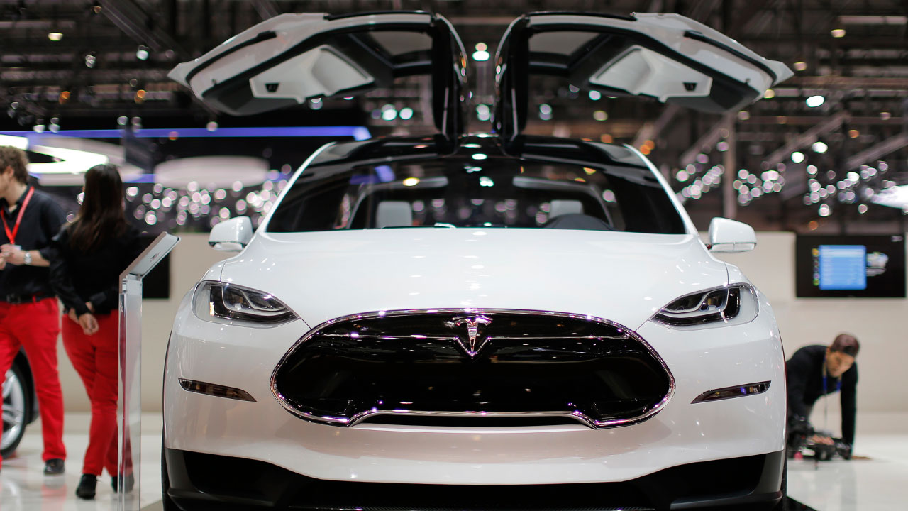 A Third of New Cars Sold by 2040 Could Be Electric