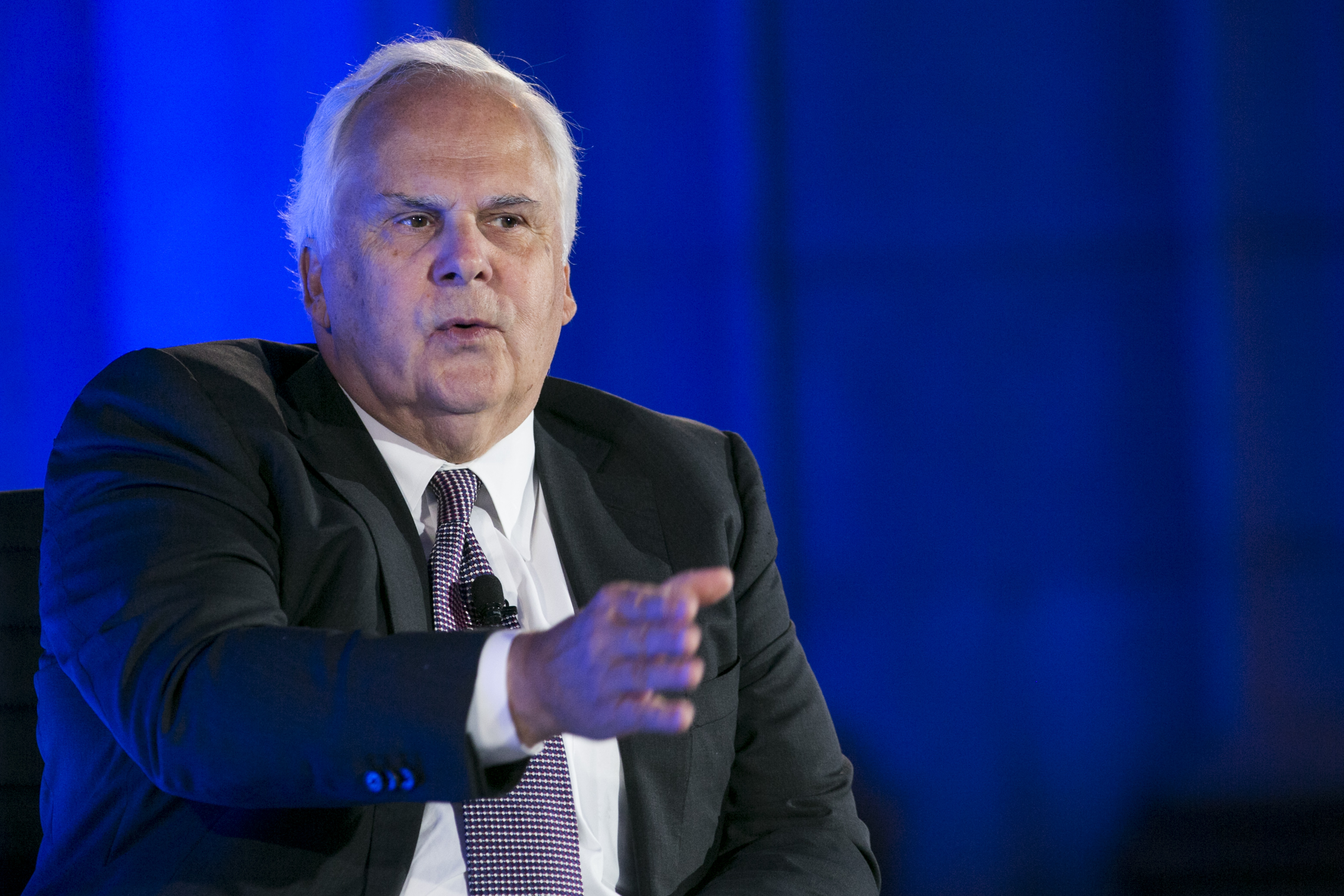 DC: FedEx CEO Fred Smith