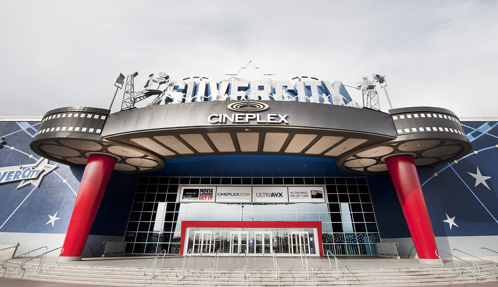 Cineplex Theaters will start hosting eSports tournaments
