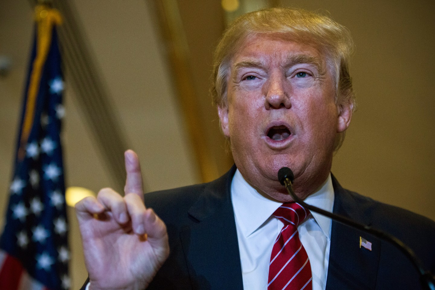 NEW YORK, NY - SEPTEMBER 28:  Republican presidential hopeful Donald Trump gives a speech outlining his vision for tax reform at his skyscraper on Fifth Avenue on September 28, 2015 in New York City. Under the plan there would be four tax categories, with people earning less than $25,000 per year paying 0% tax.  (Photo by Andrew Burton/Getty Images)