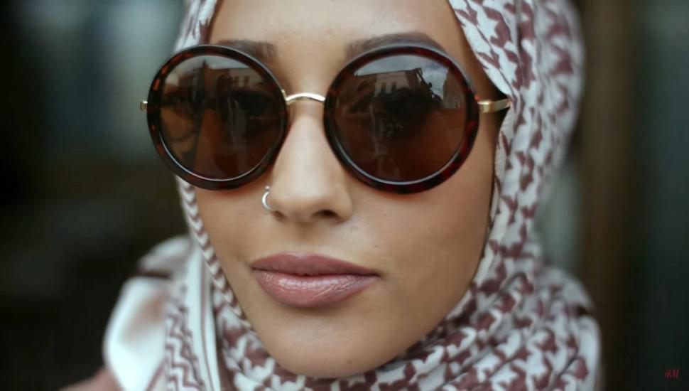 H&M’s newest ad campaign features a model wearing a hijab