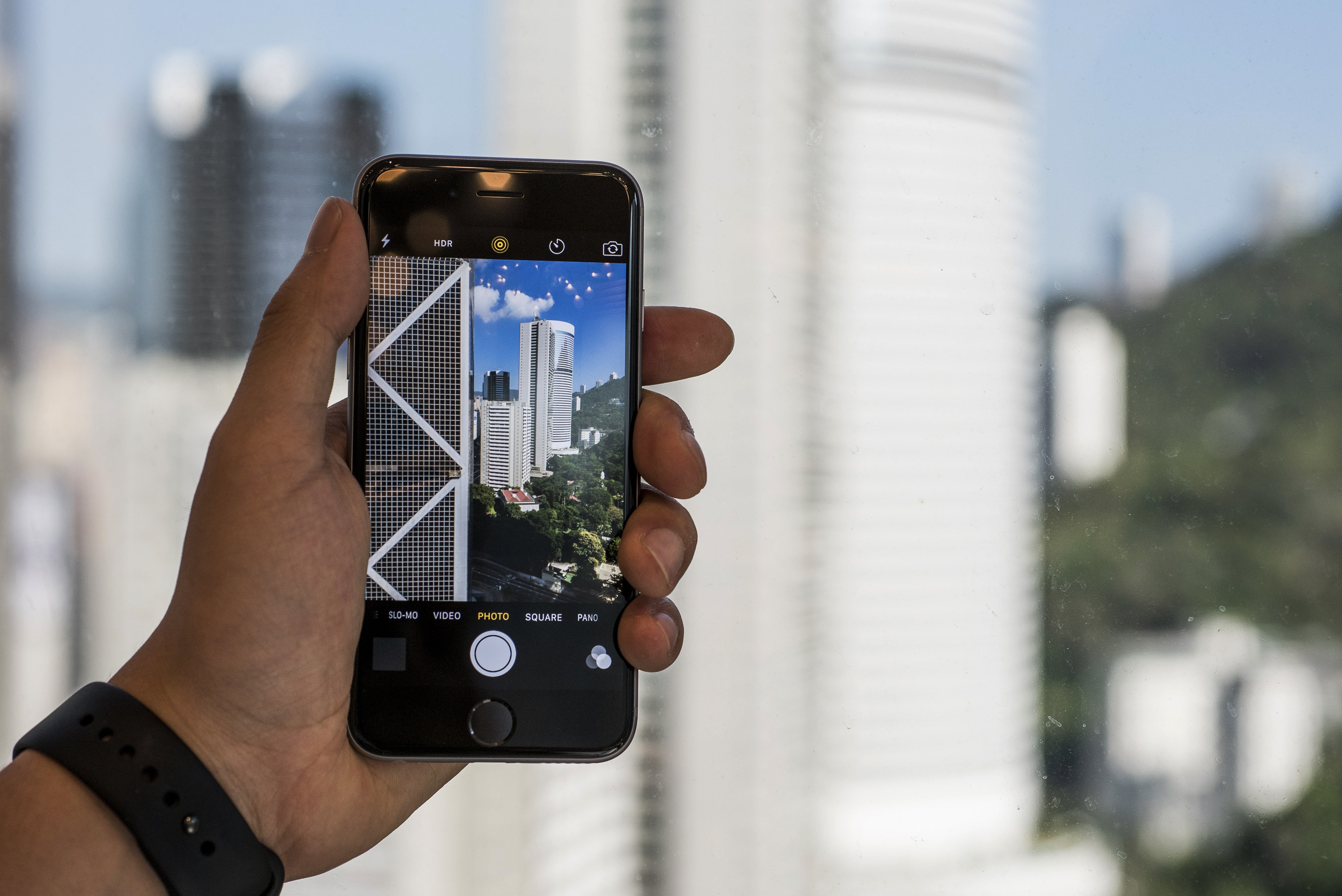 Unboxing Apple Inc. iPhone 6s