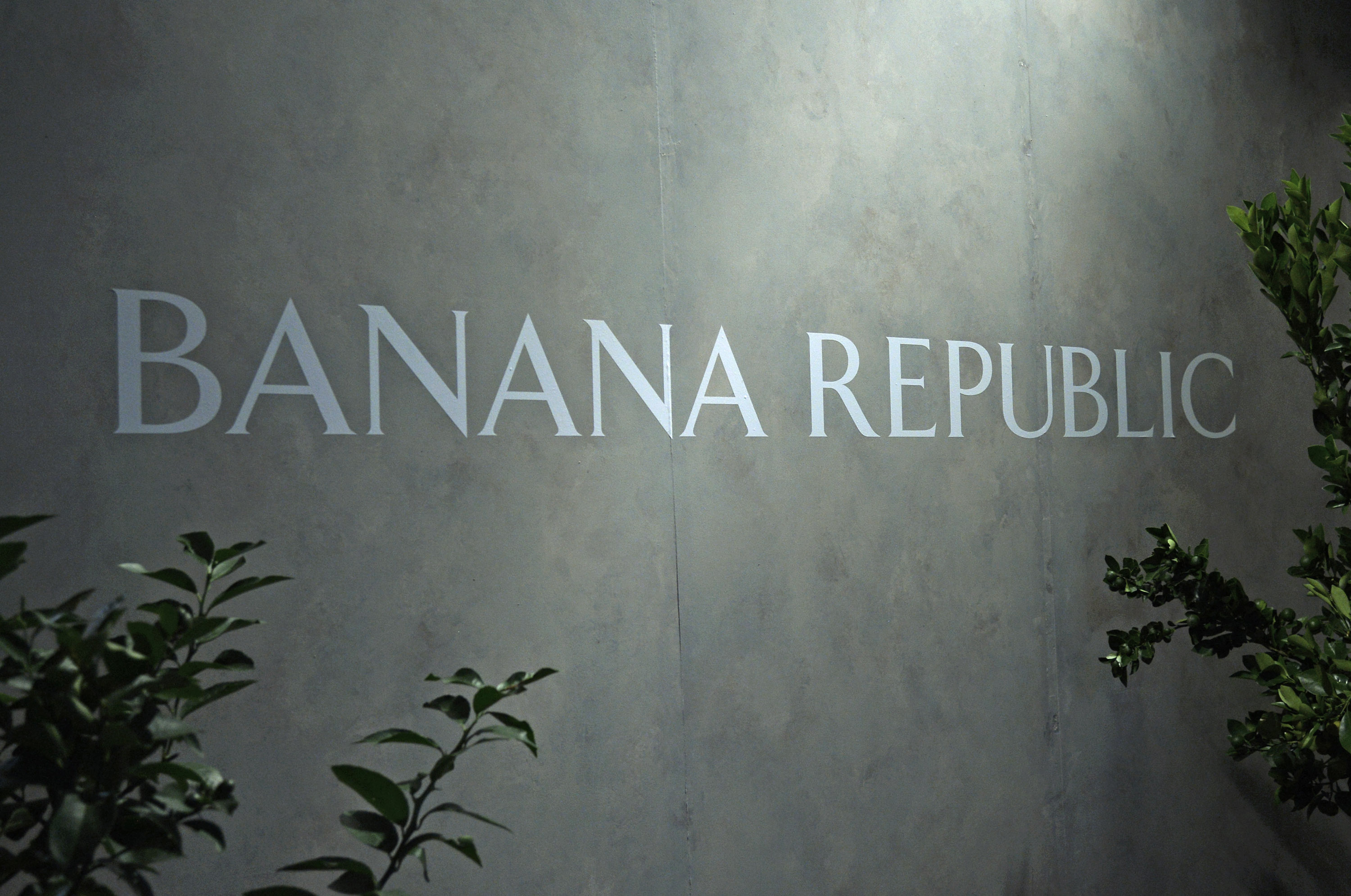 Banana Republic - Presentation - Spring 2016 New York Fashion Week