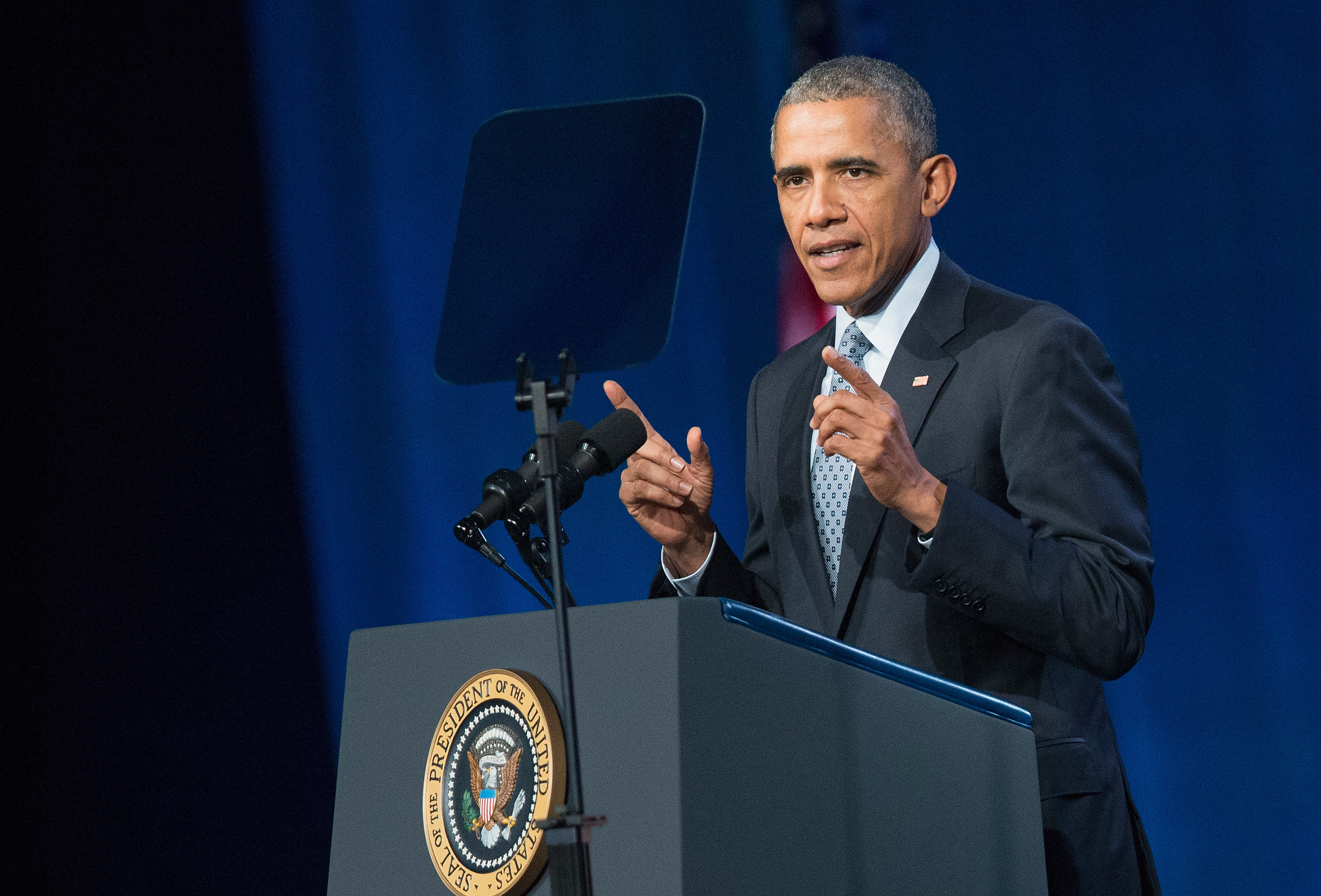 President Obama Addresses Int'l Association Of Chiefs Of Police Law Enforcement Conf.