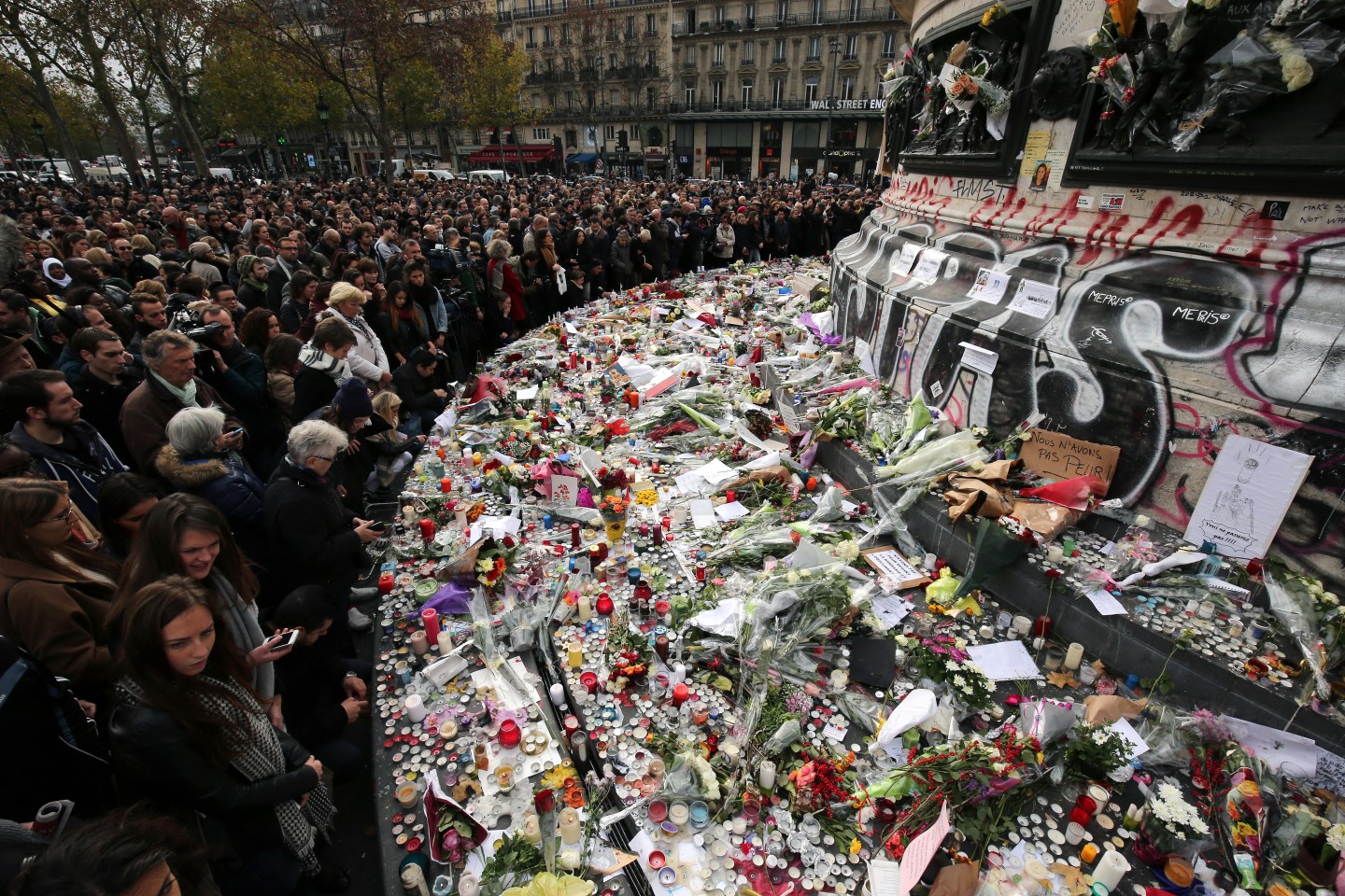 Minute's Silence Held In Paris To Honour The Victims Of The Terrorist Attack