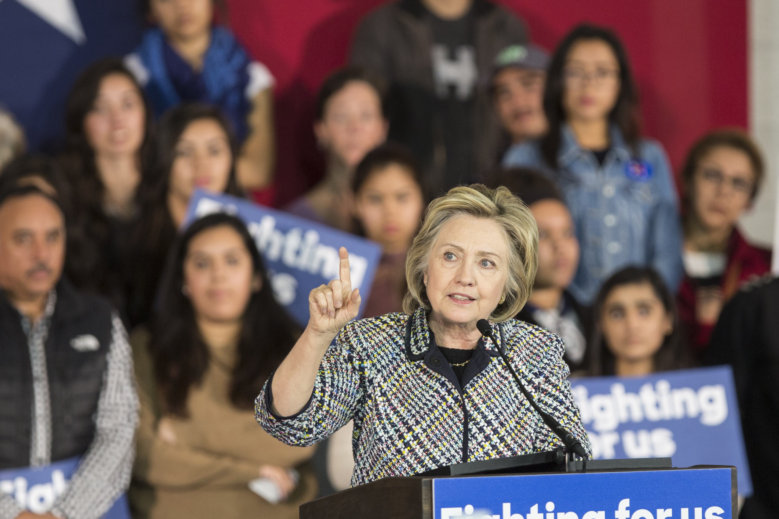 US-VOTE-DEMOCRATS-CLINTON
