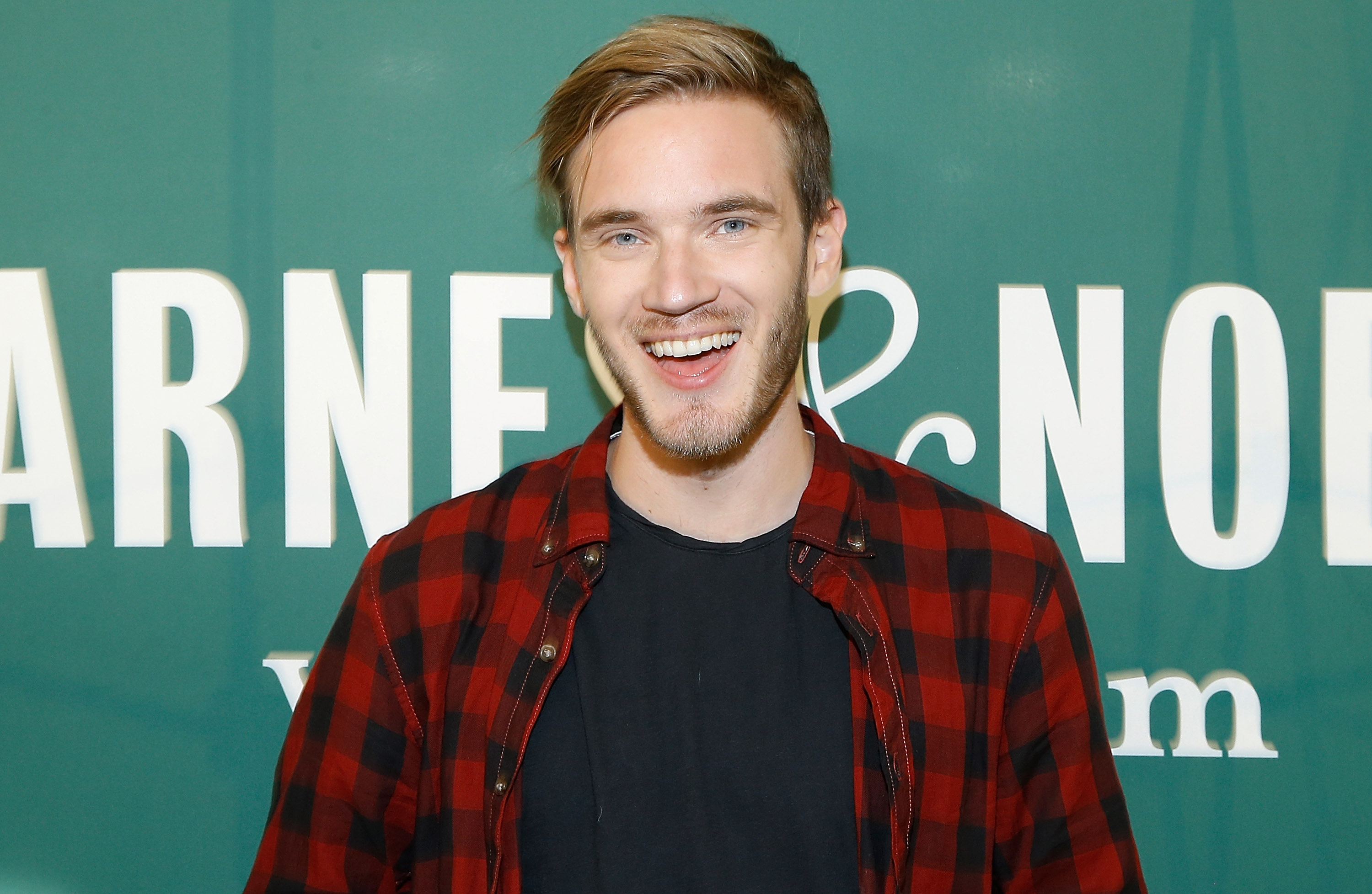 PewDiePie signs copies of his new book "This Book Loves You" at Barnes & Noble Union Square on October 29, 2015 in New York City. *** Local Caption *** PewDiePie