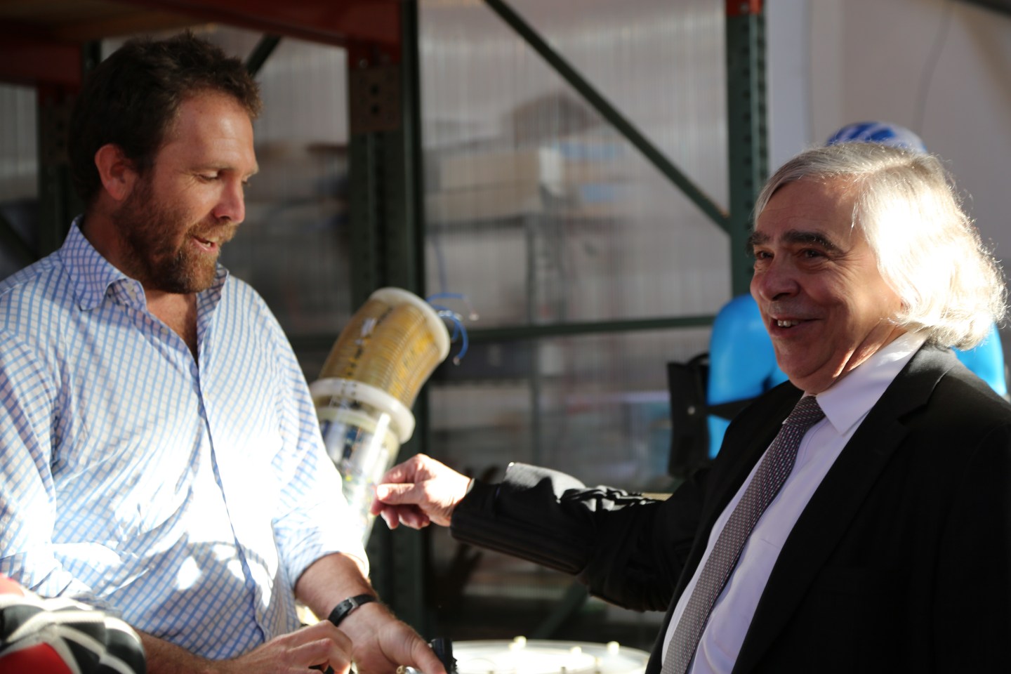 Energy Secretary Lauds Energy Innovation, Downplays Oil Prices