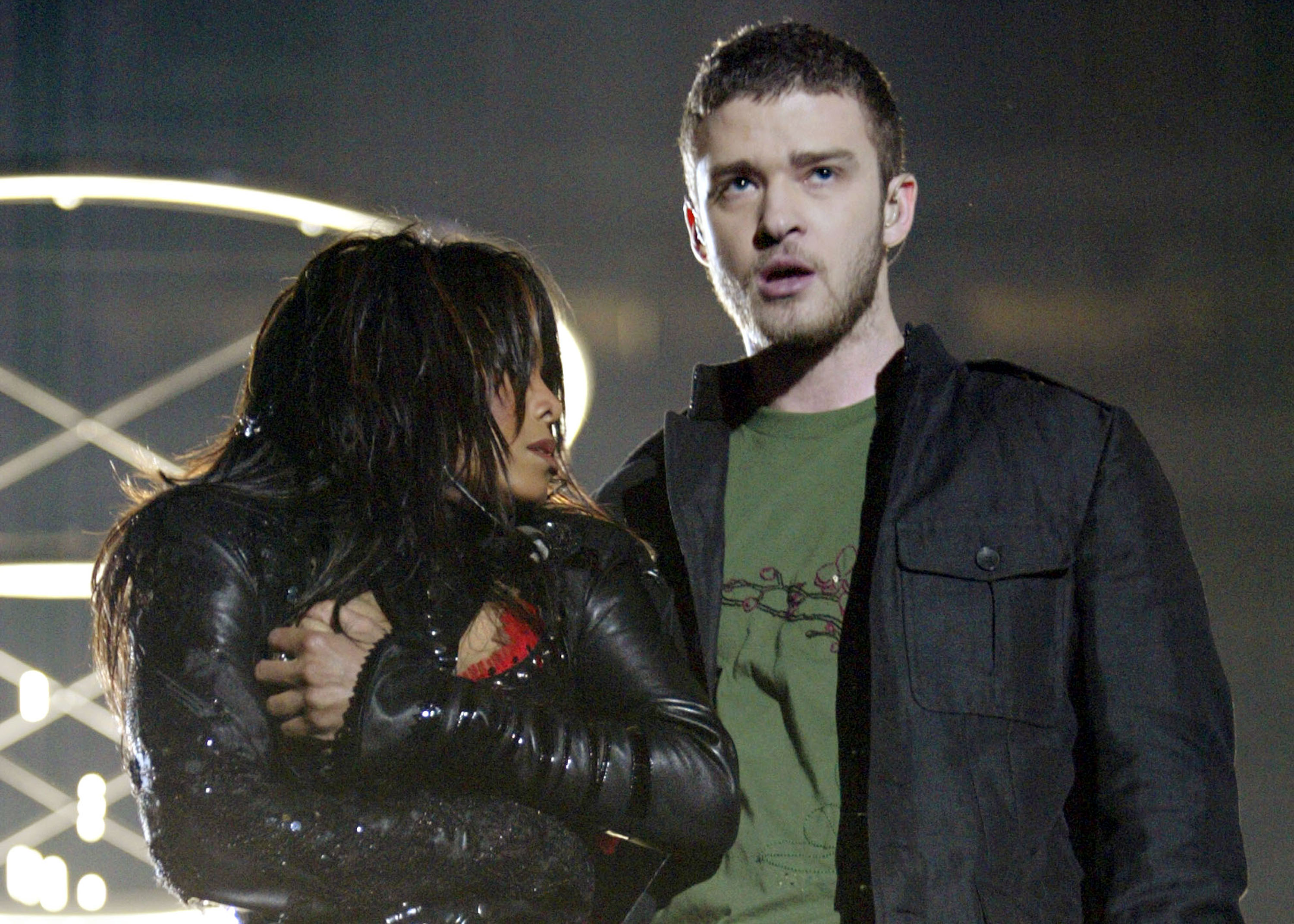 Super Bowl XXXVIII: Halftime Show