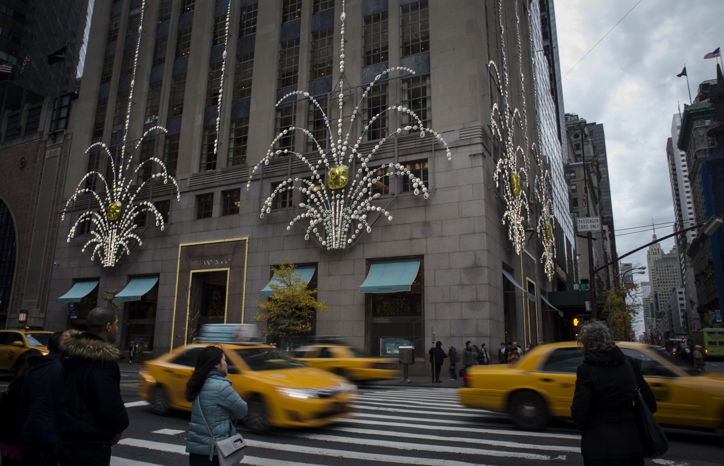 A Tiffany & Co. Store Ahead Of Earnings Figures