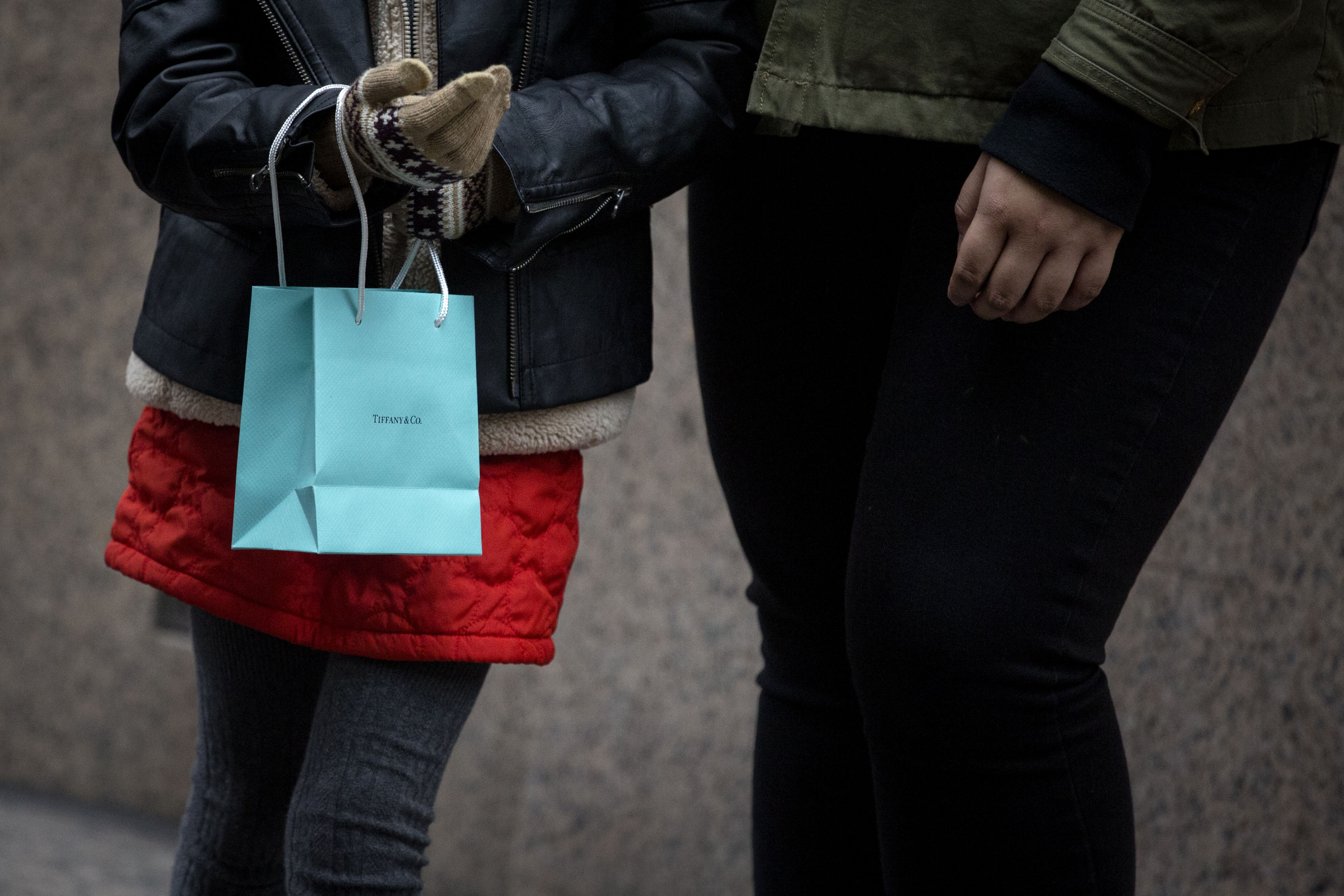 A Tiffany &amp; Co. Store Ahead Of Earnings Figures