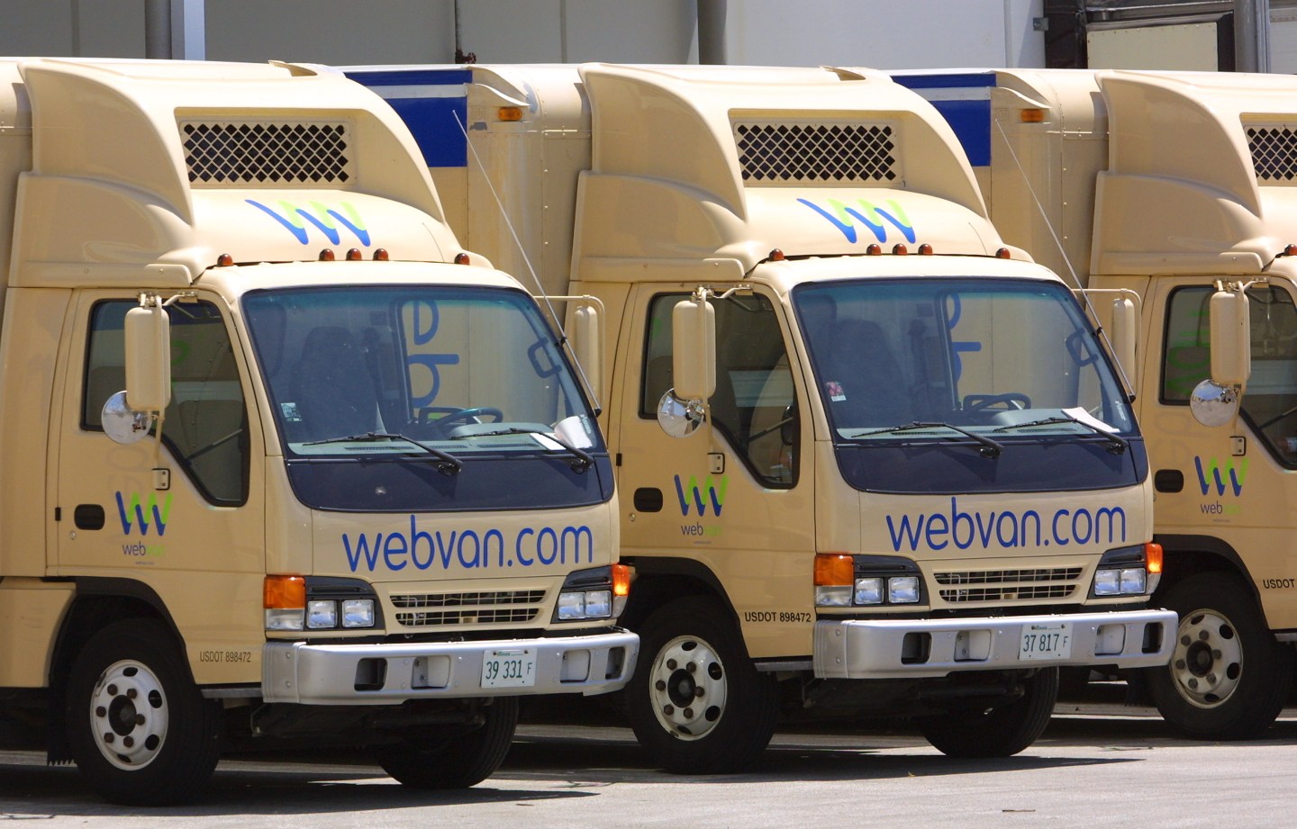 Webvan Internet Grocer Files for Bankruptcy