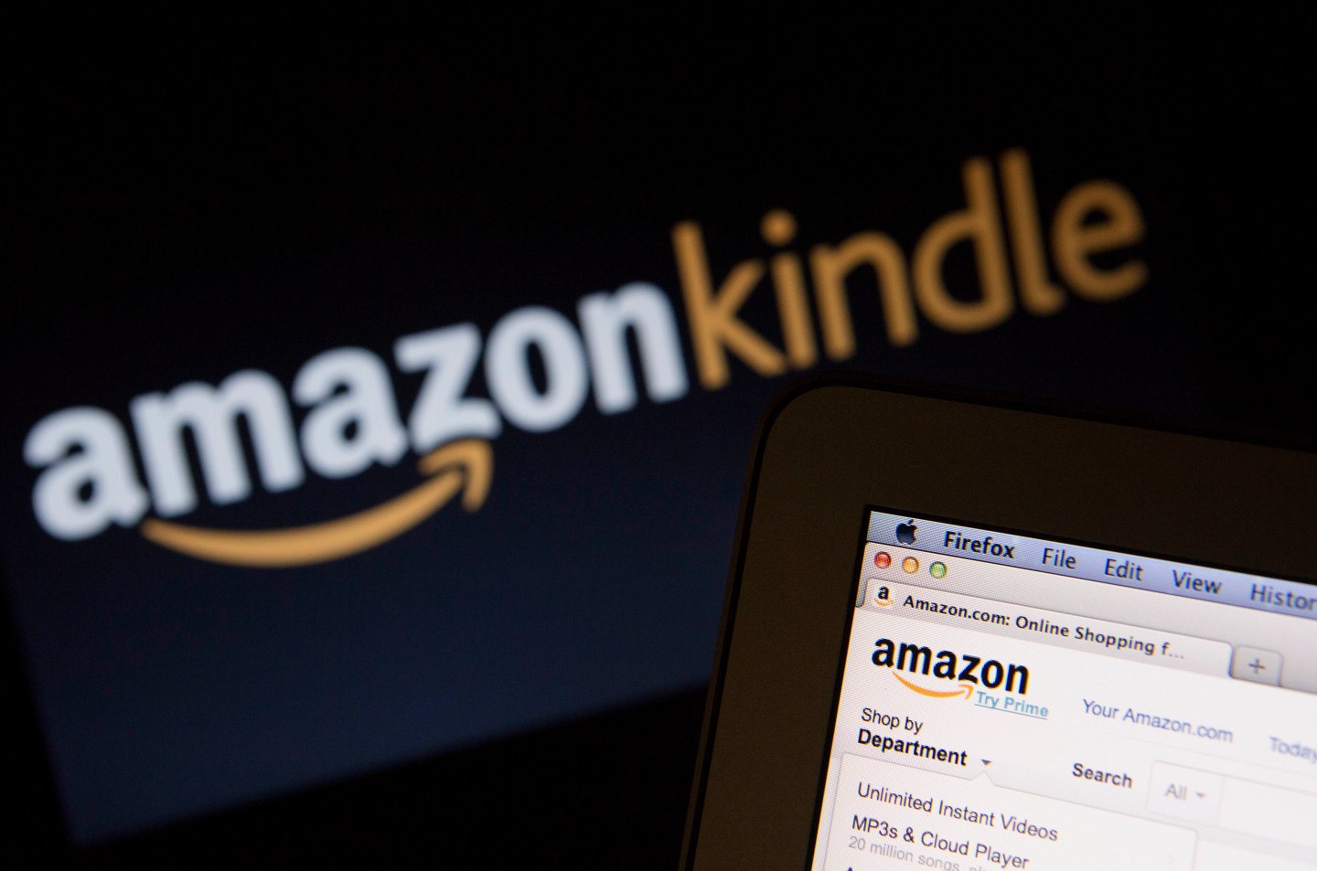 Amazon.com Illustrations Ahead Of Earnings