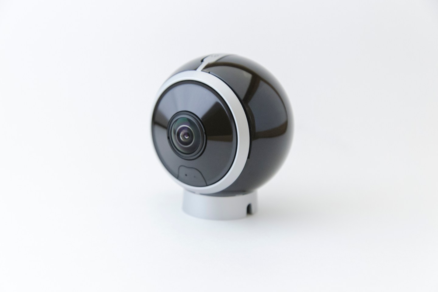 This VR Camera Comes With YouTube 360 Integration