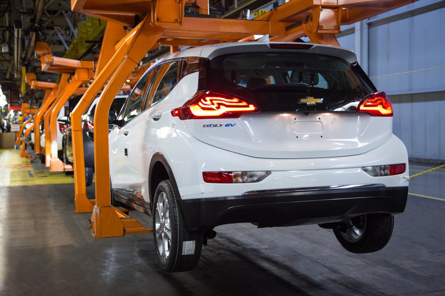 Chevrolet Bolt EV Pre-Production Vehicle Assembly