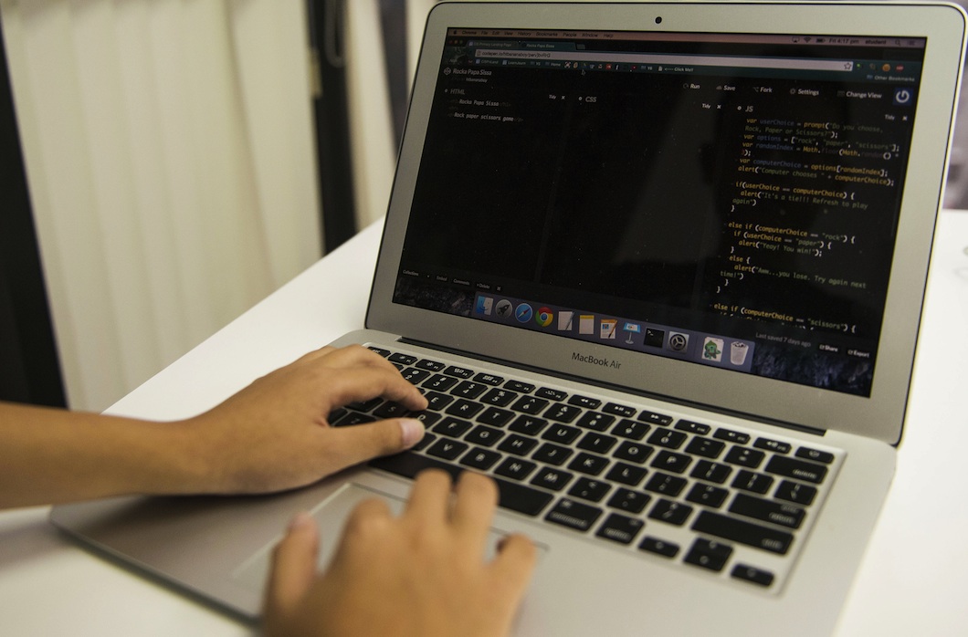 Some Coding Boot Camps Stumble in a Crowded Field