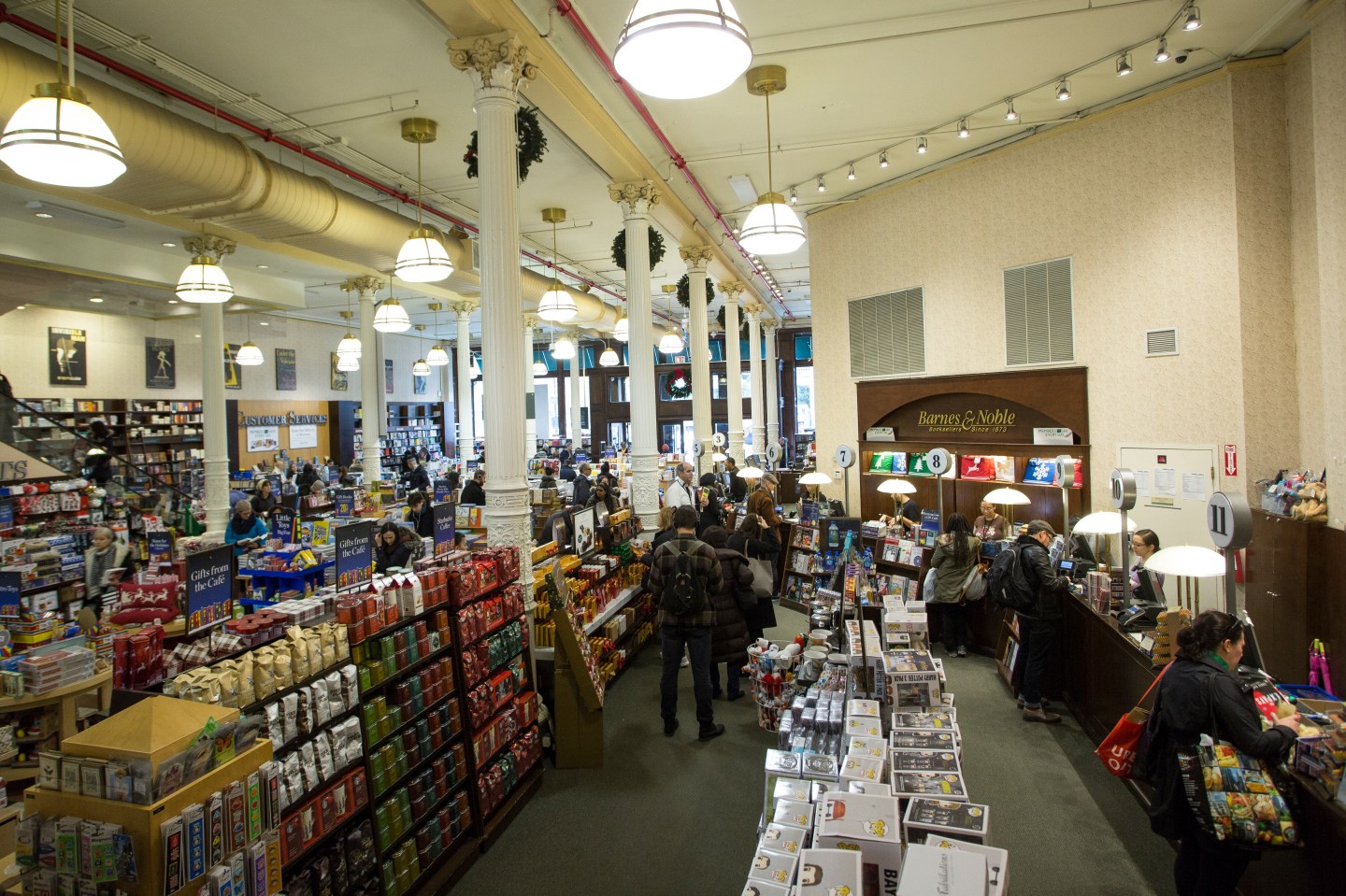 Barnes & Noble