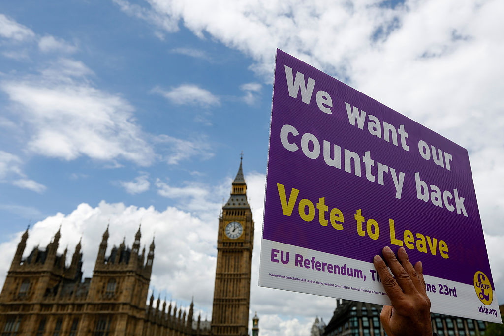 Brexit Fight Takes To River Thames