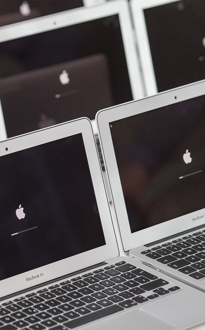 Apple Laptops