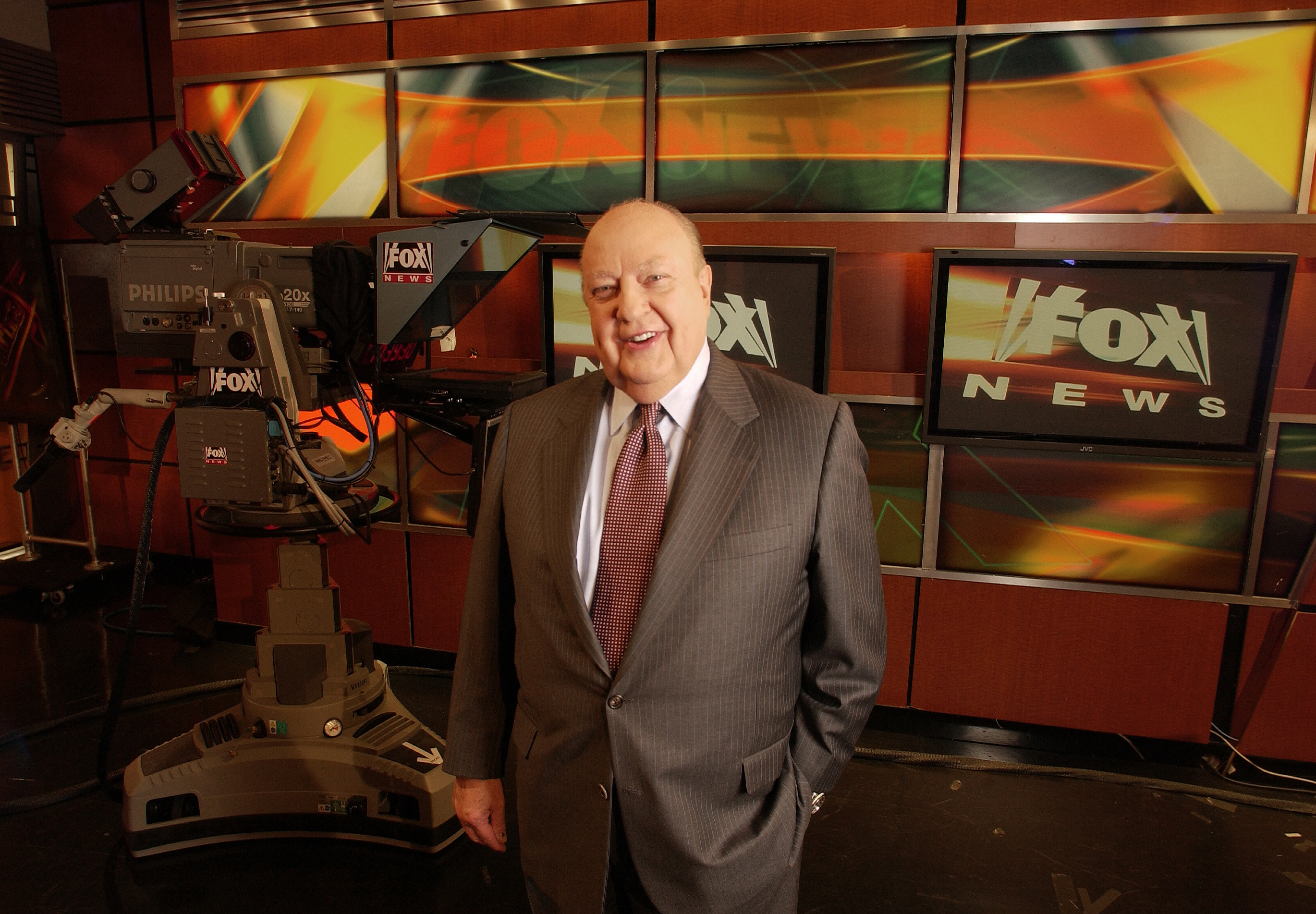 ROGER AILES
