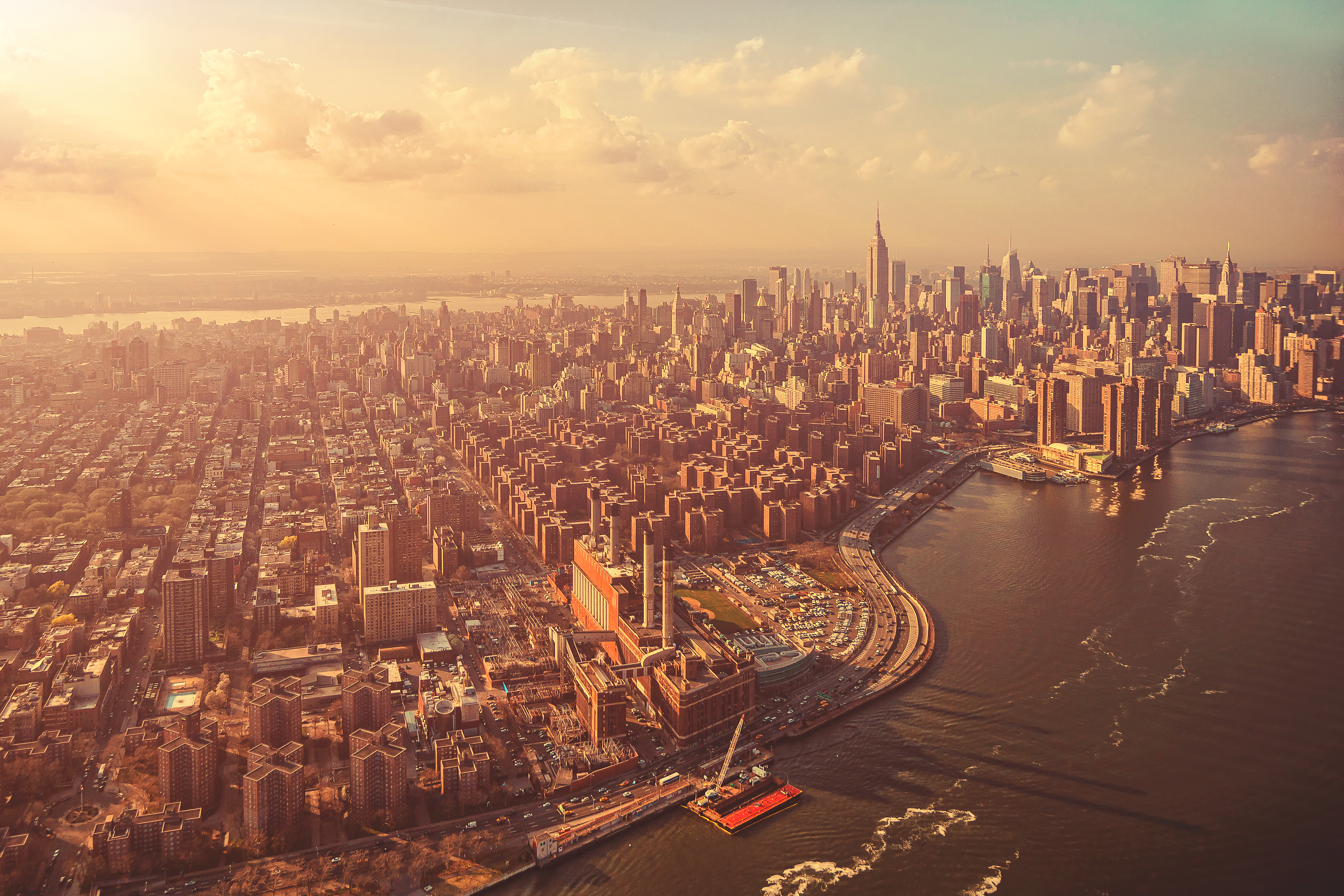 A Sunny Manhattan Afternoon