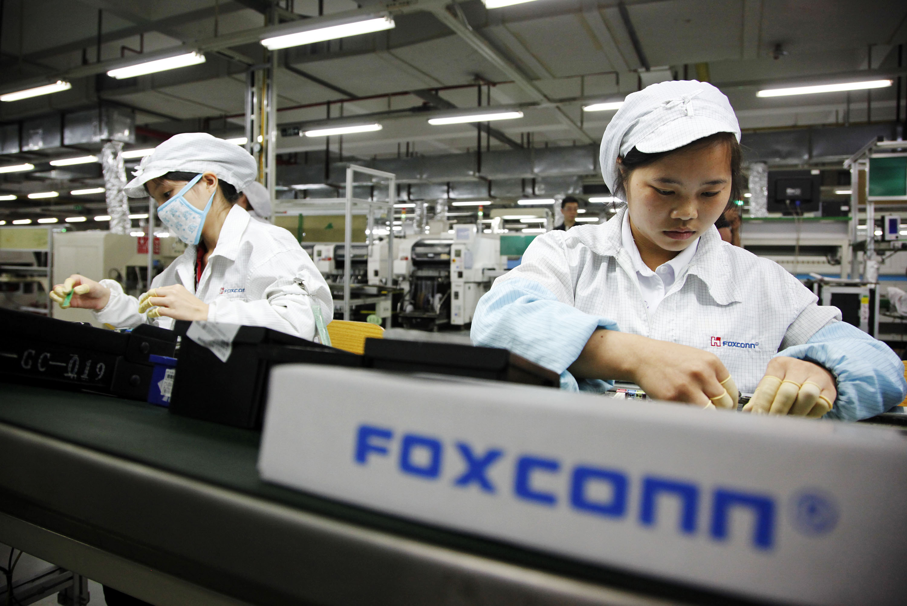 Hon Hai Chairman Visits Foxconn Factory Amid Suicides
