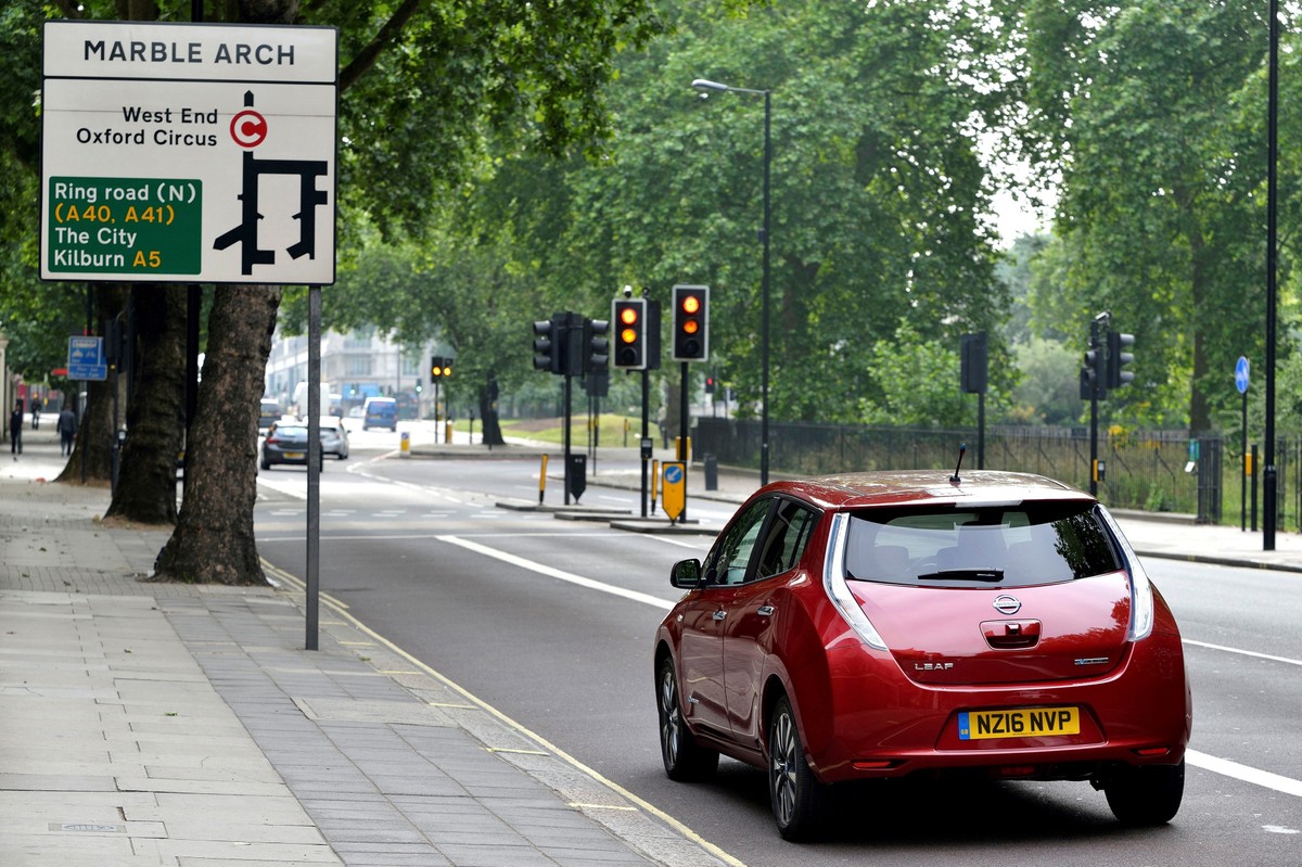 Uber Taps Nissan, BYD to Bring Electric Vehicles to London Drivers